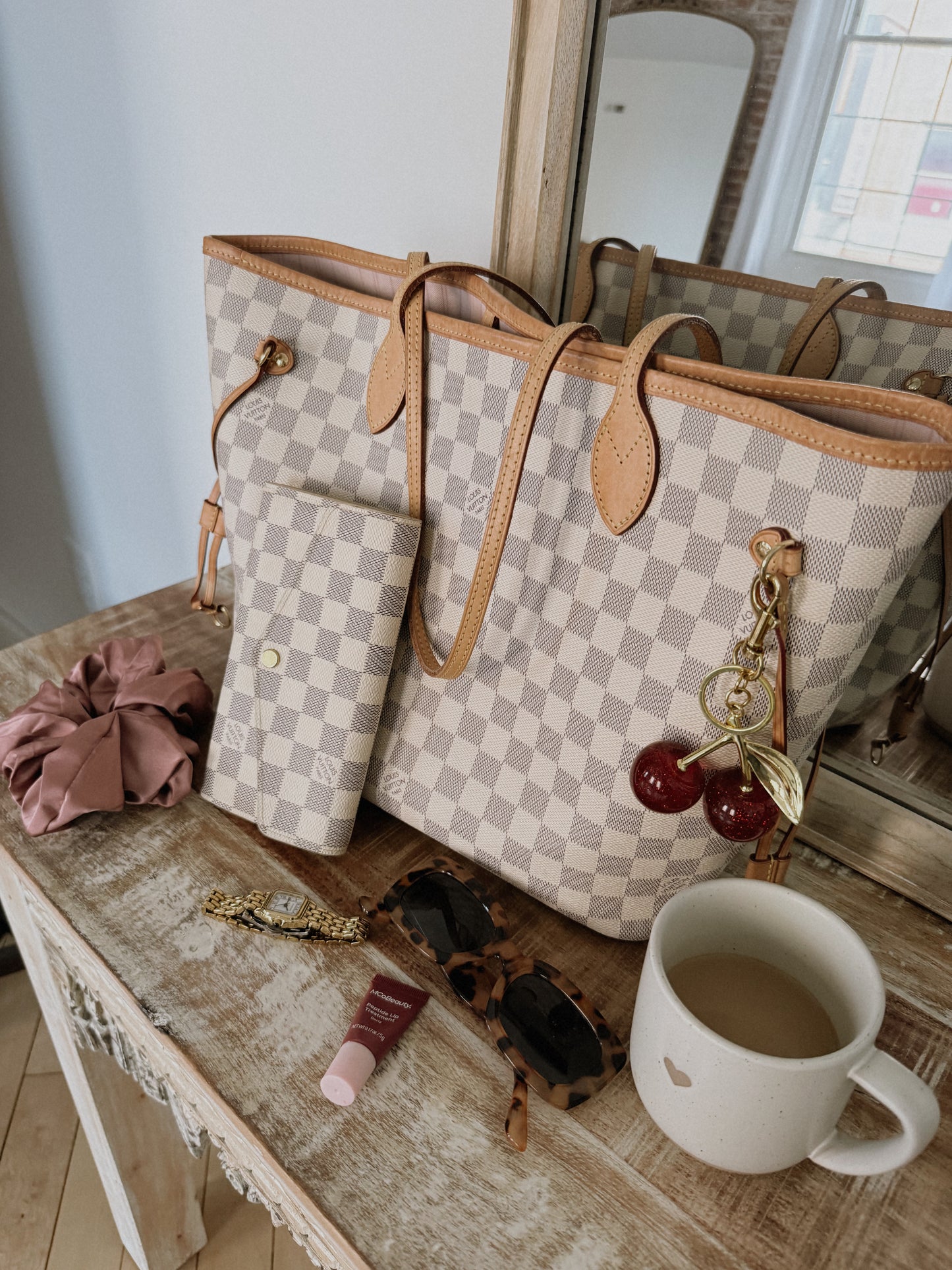 Louis Vuitton Neverfull Damier Azur Rose MM