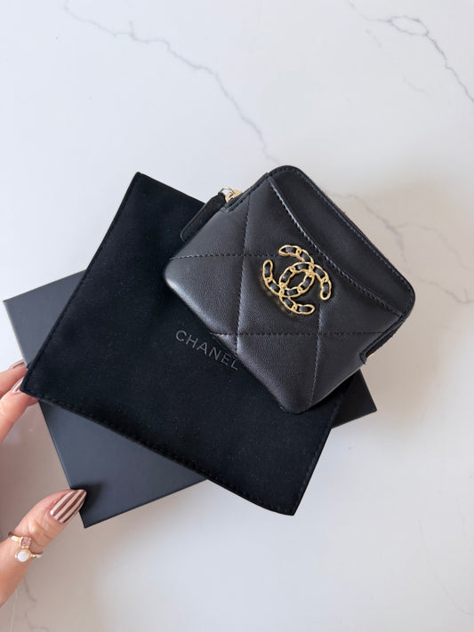 Lambskin Quilted Chanel 19 Zip Card Holder Wallet