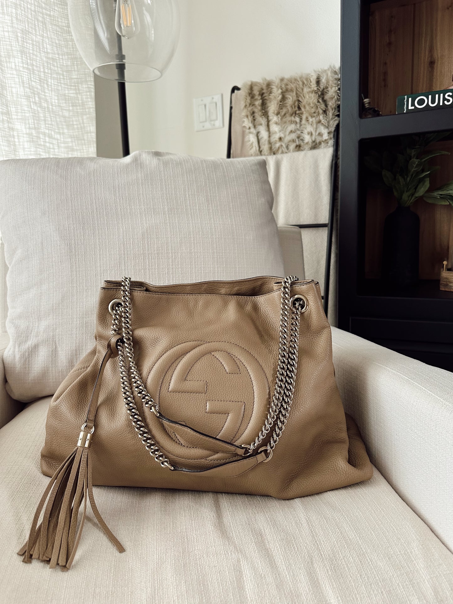 Gucci Soho Chain Bag Beige