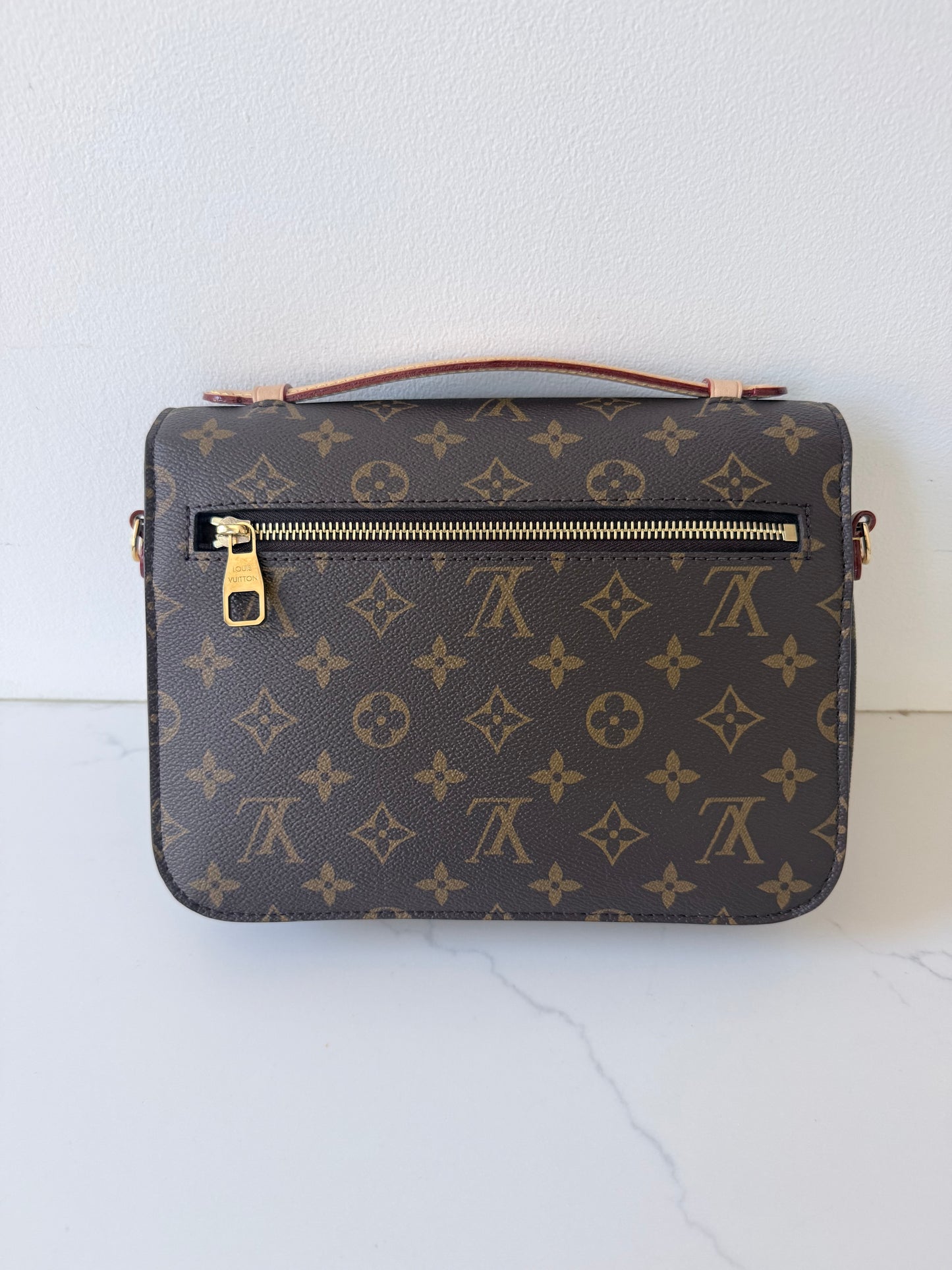 Louis Vuitton Pochette Métis Monogram
