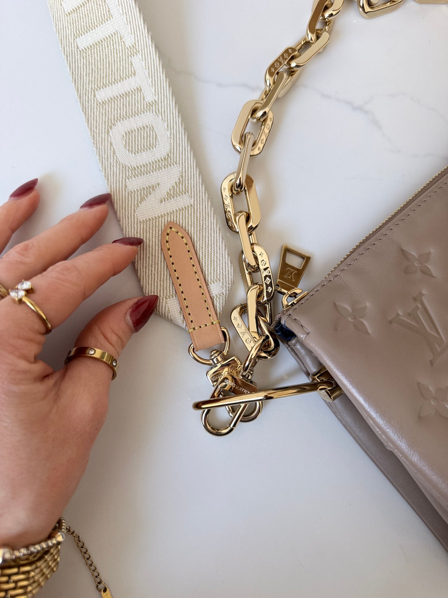 Louis Vuitton Coussin MM Taupe