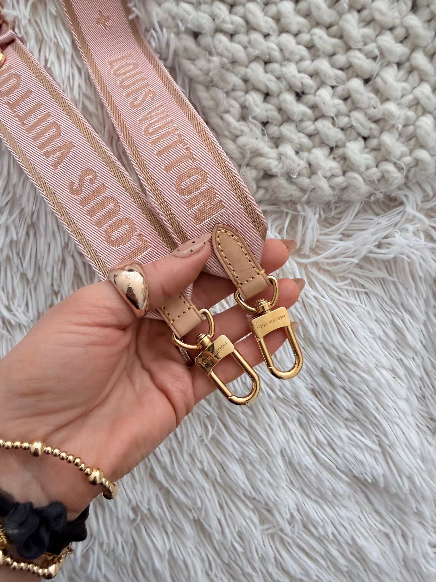 Louis Vuitton Rose Clar Strap