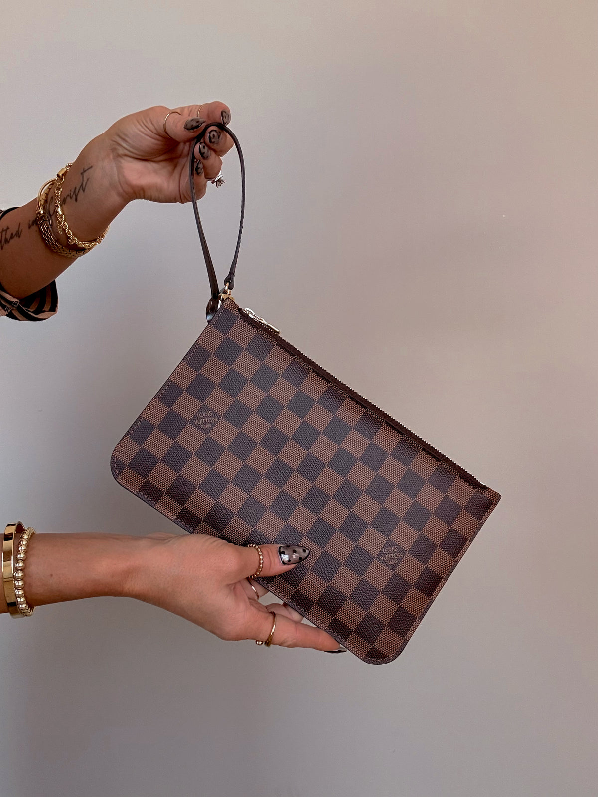 Louis Vuitton Neverfull Wristlet Damier Ebene