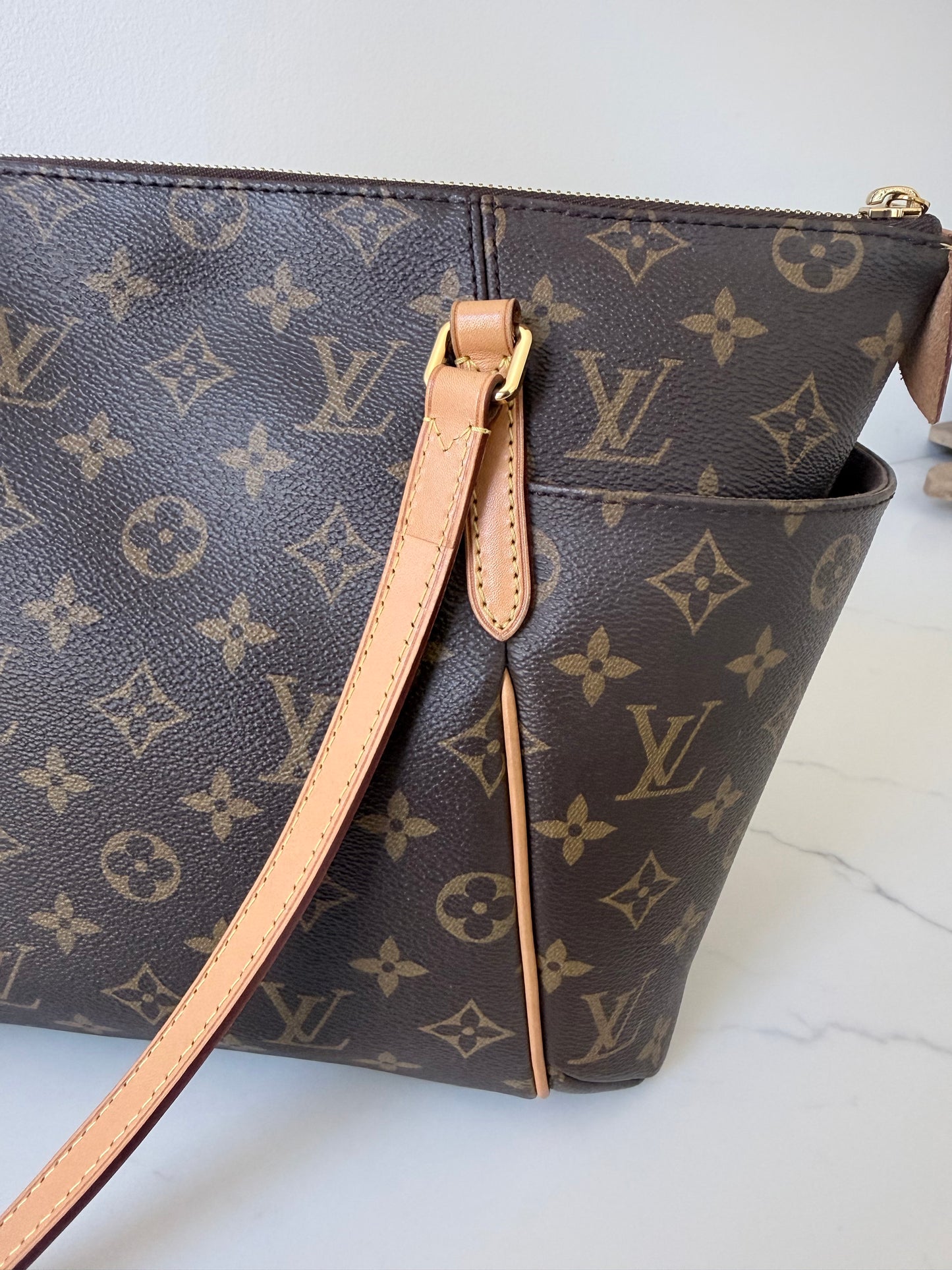 Louis Vuitton Monogram Totally PM