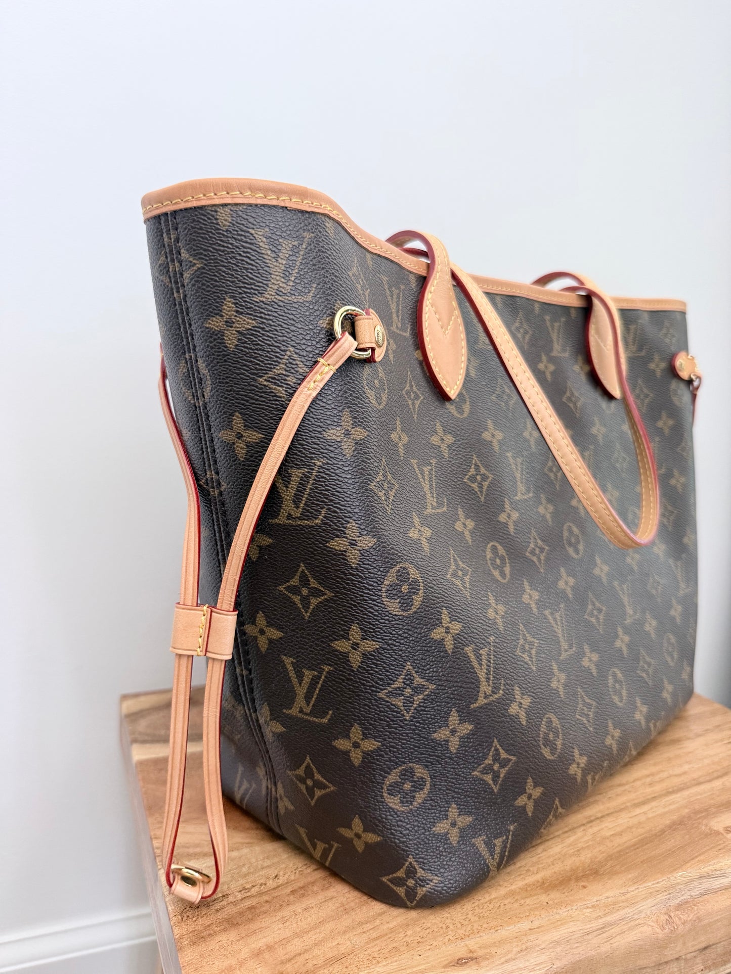 Louis Vuitton Neverfull Monogram MM