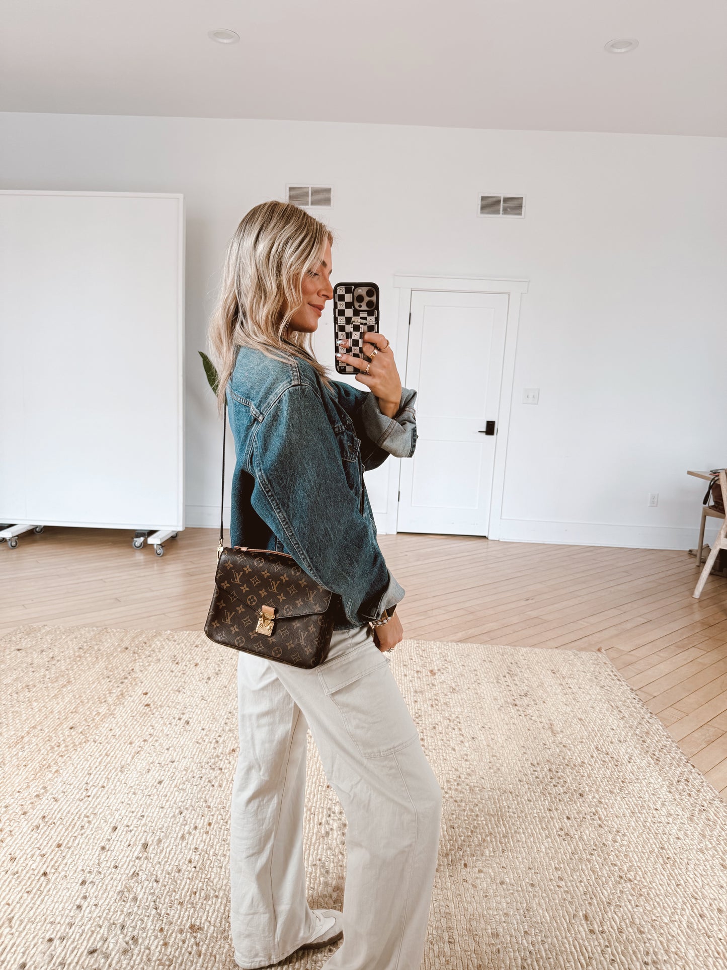 Louis Vuitton Pochette Métis Monogram