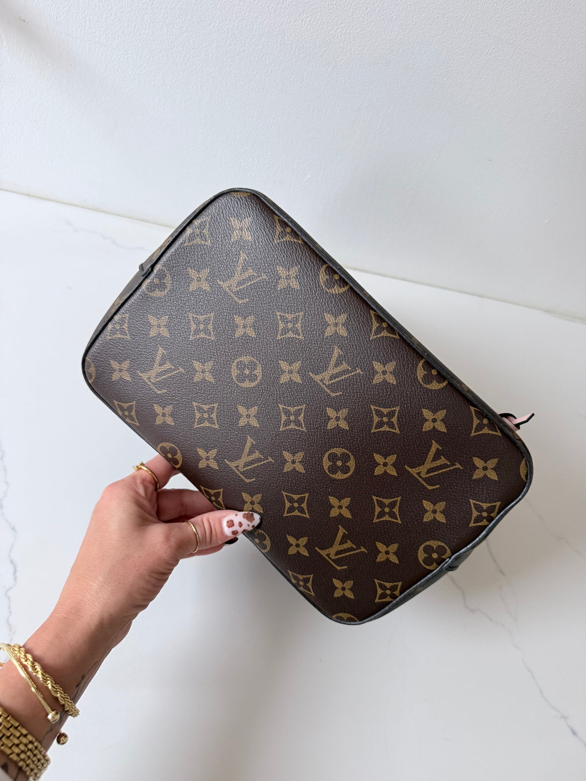 Louis Vuitton NeoNoe Monogram Rose