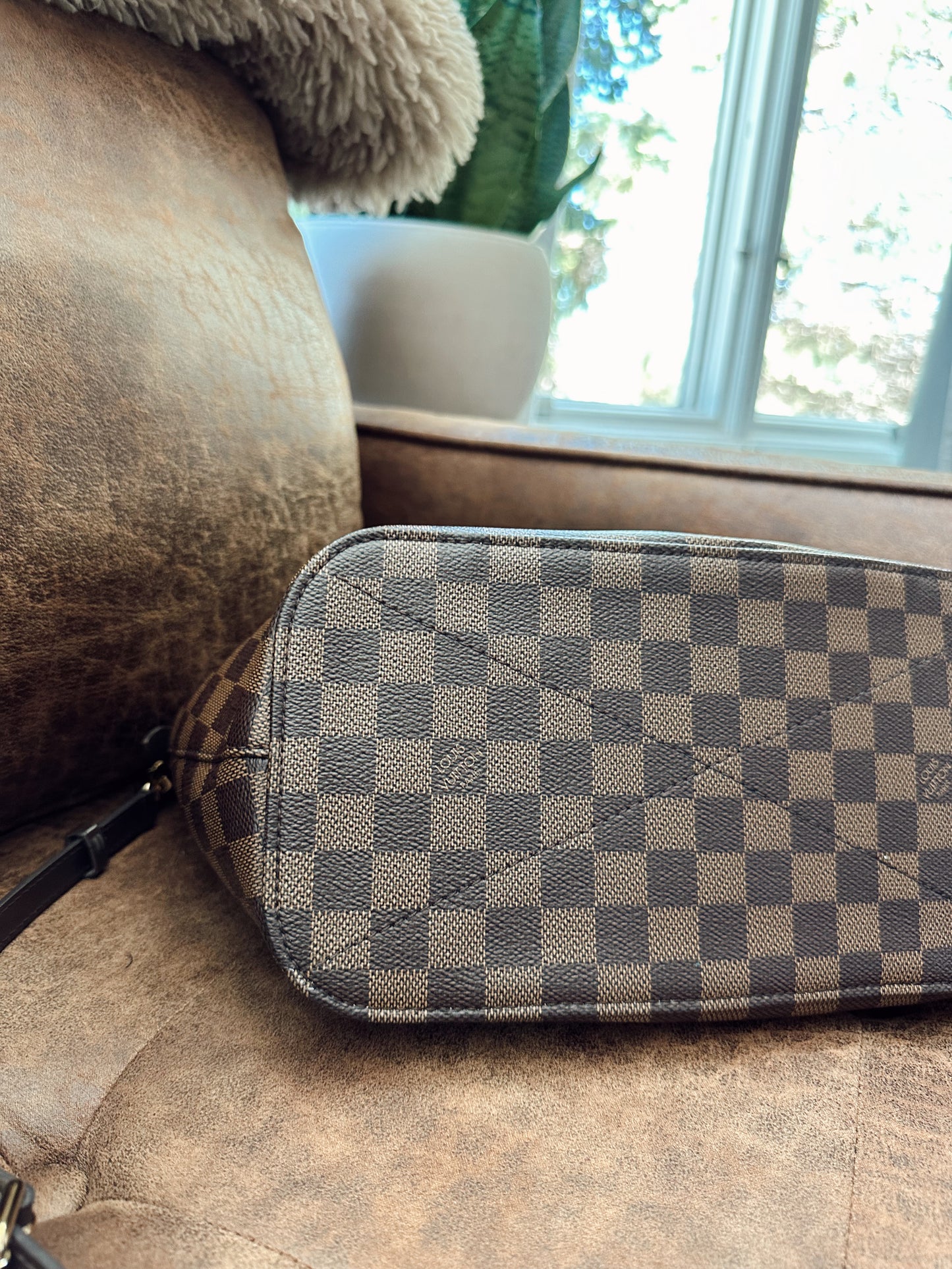 Louis Vuitton Siena MM Damier Ebene