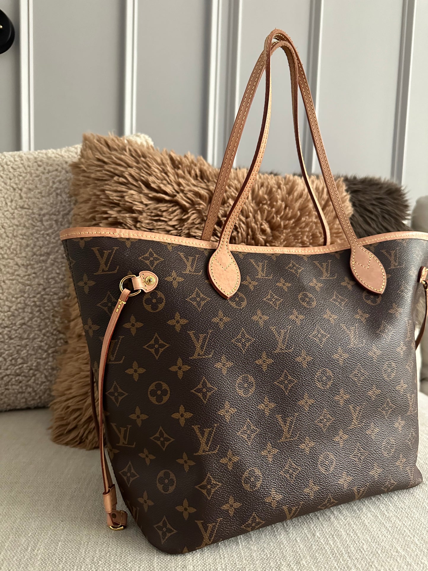 Louis Vuitton Neverfull MM Monogram