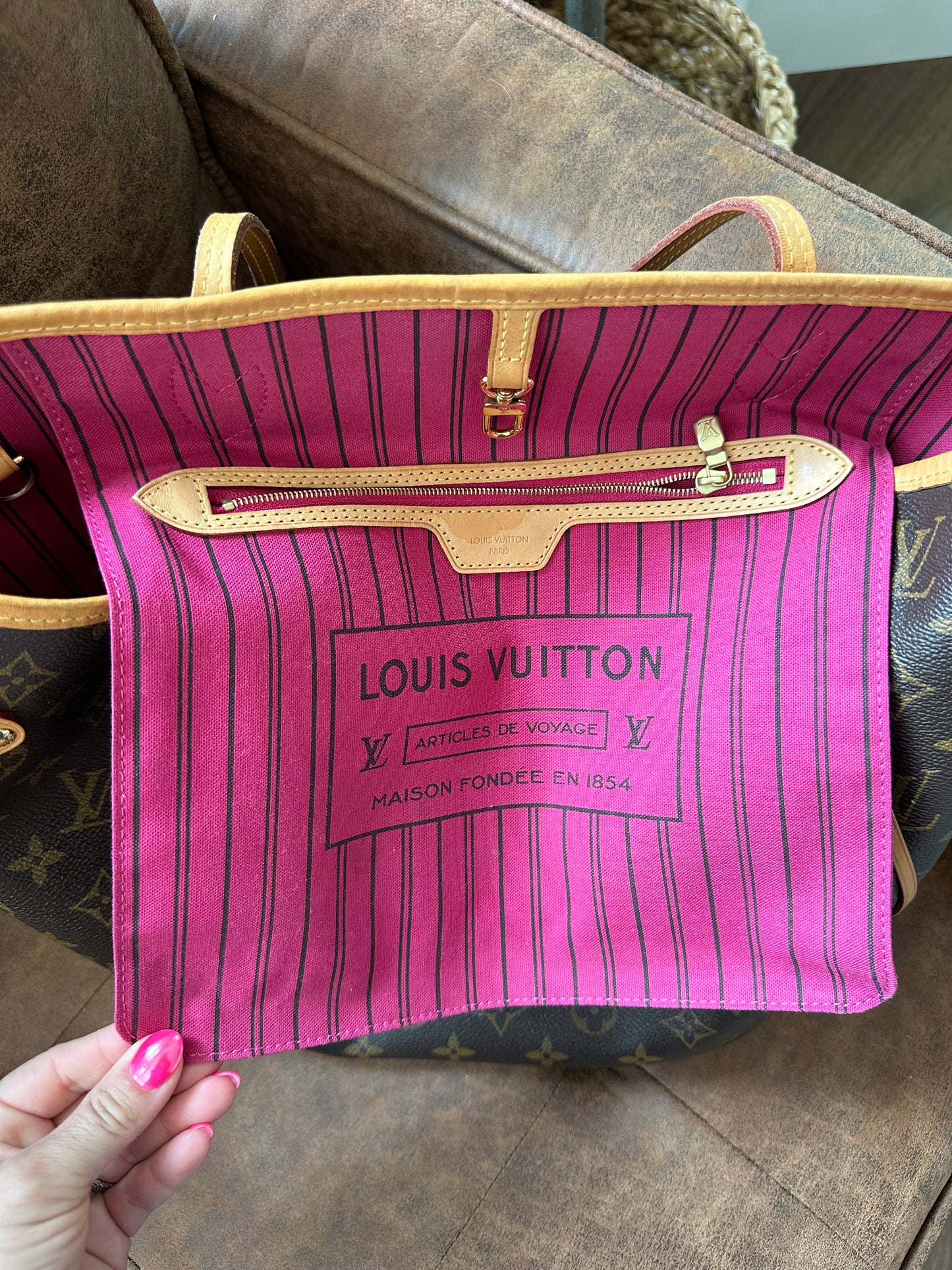 Louis Vuitton Neverfull MM Monogram