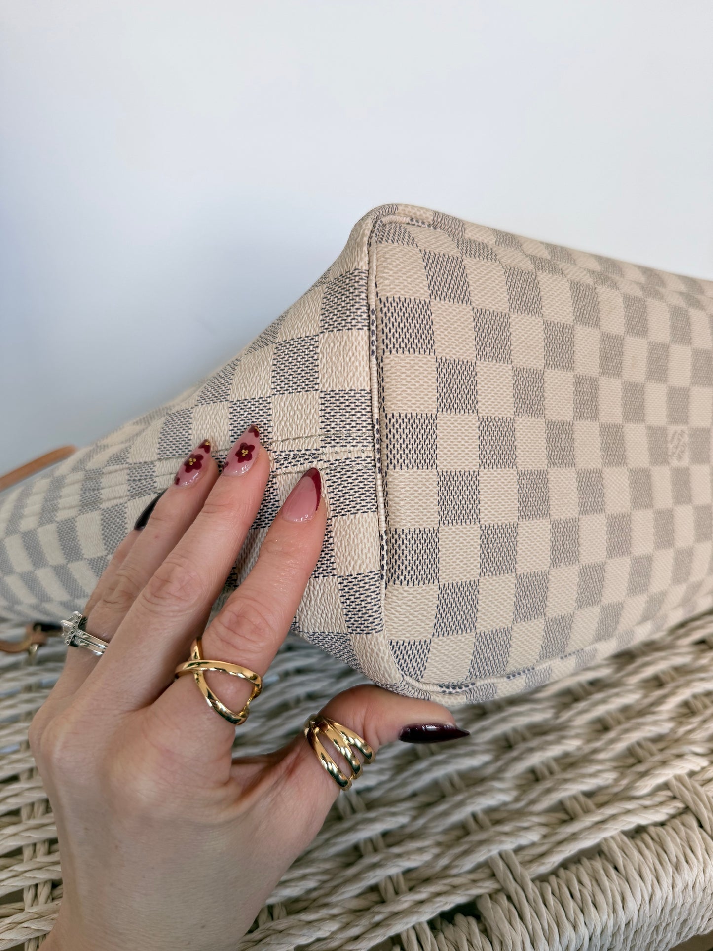 Louis Vuitton Neverfull Damier Azur Rose MM