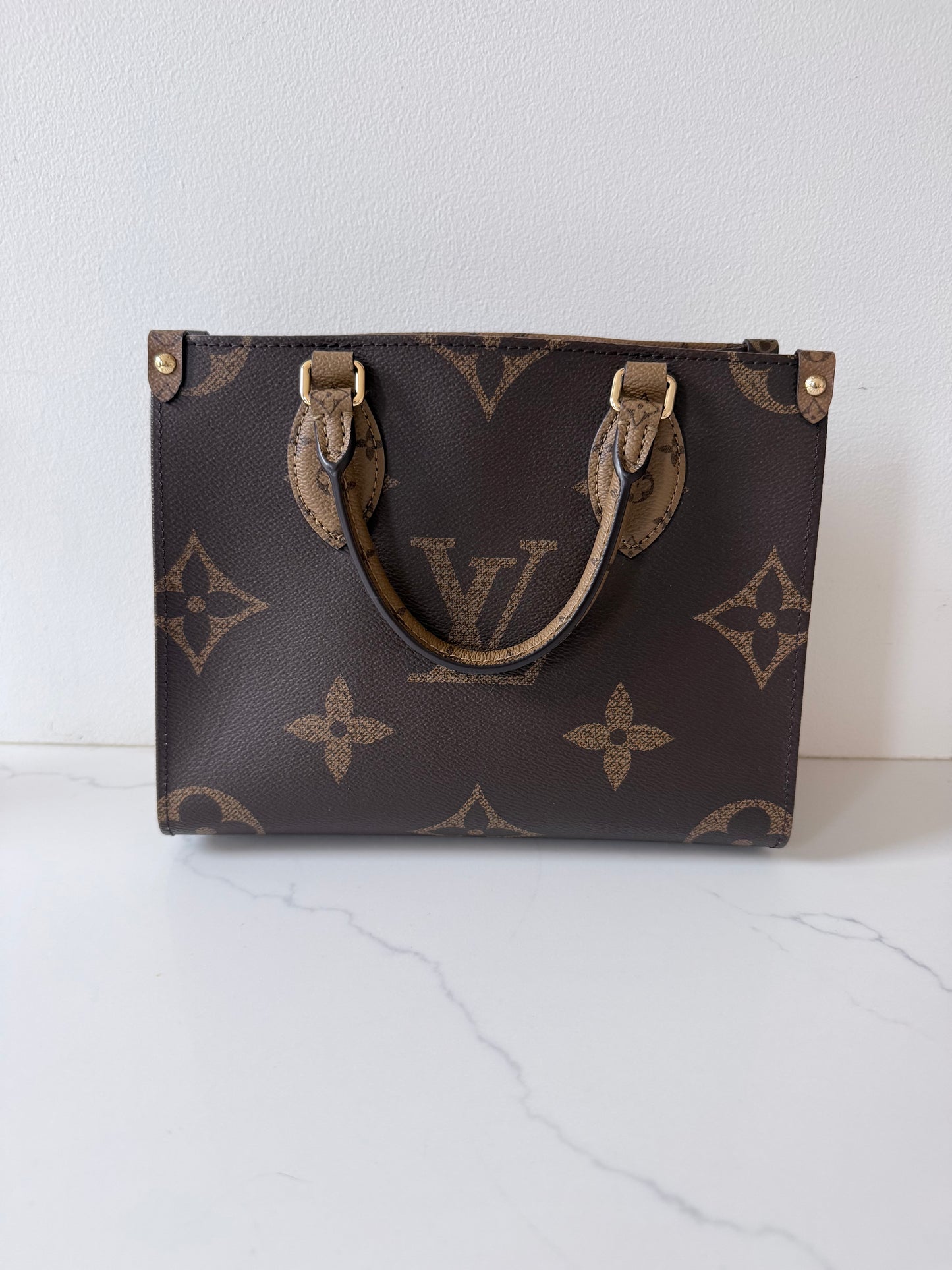 Louis Vuitton On The Go Tote PM