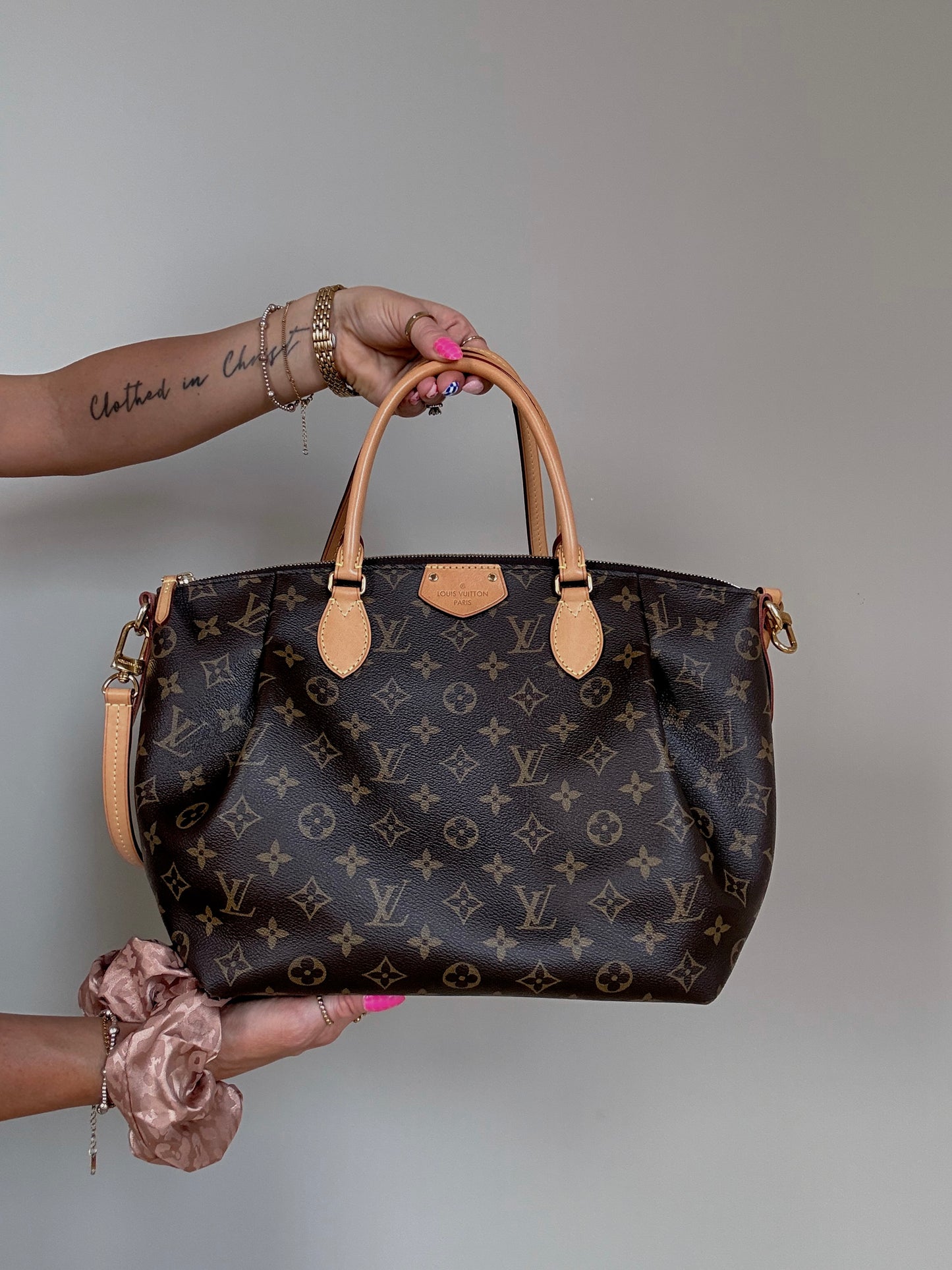 Louis Vuitton Turenne Monogram MM Handbag