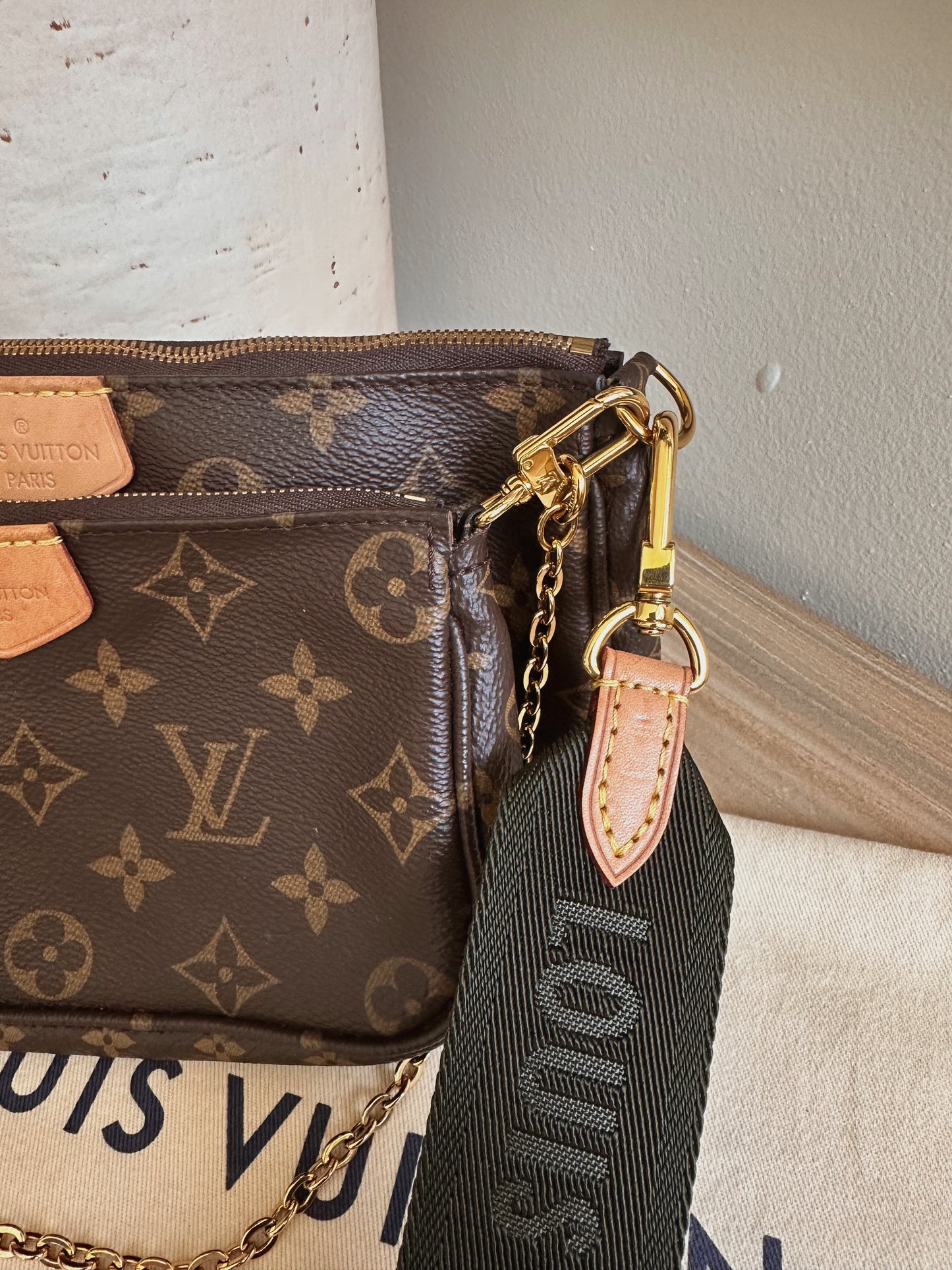 Louis Vuitton Multi Pochette Khaki