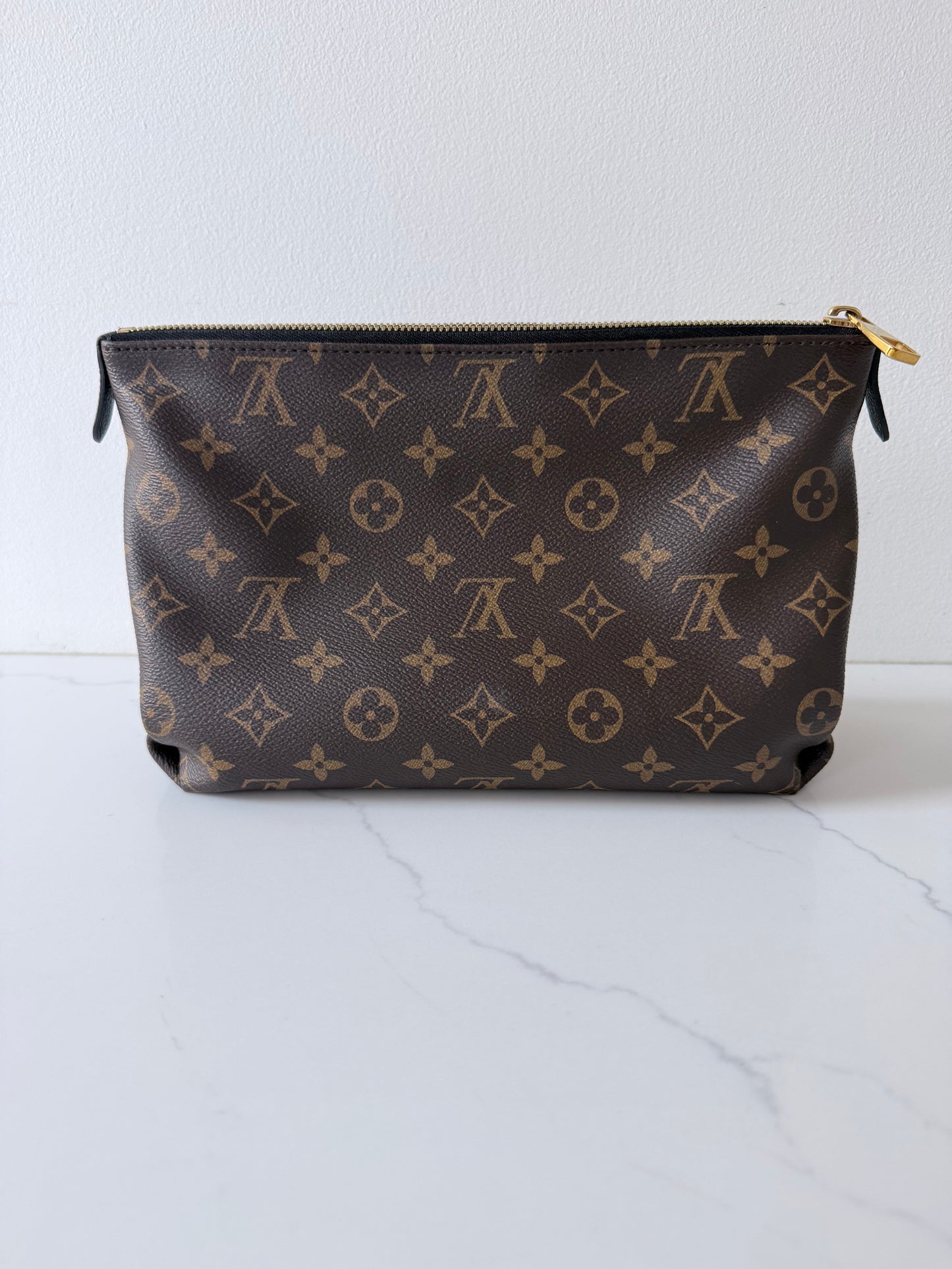 Louis Vuitton Pallas Beauty Case