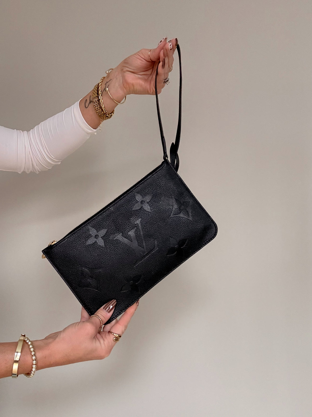 Louis Vuitton Neverfull Wristlet Empreinte