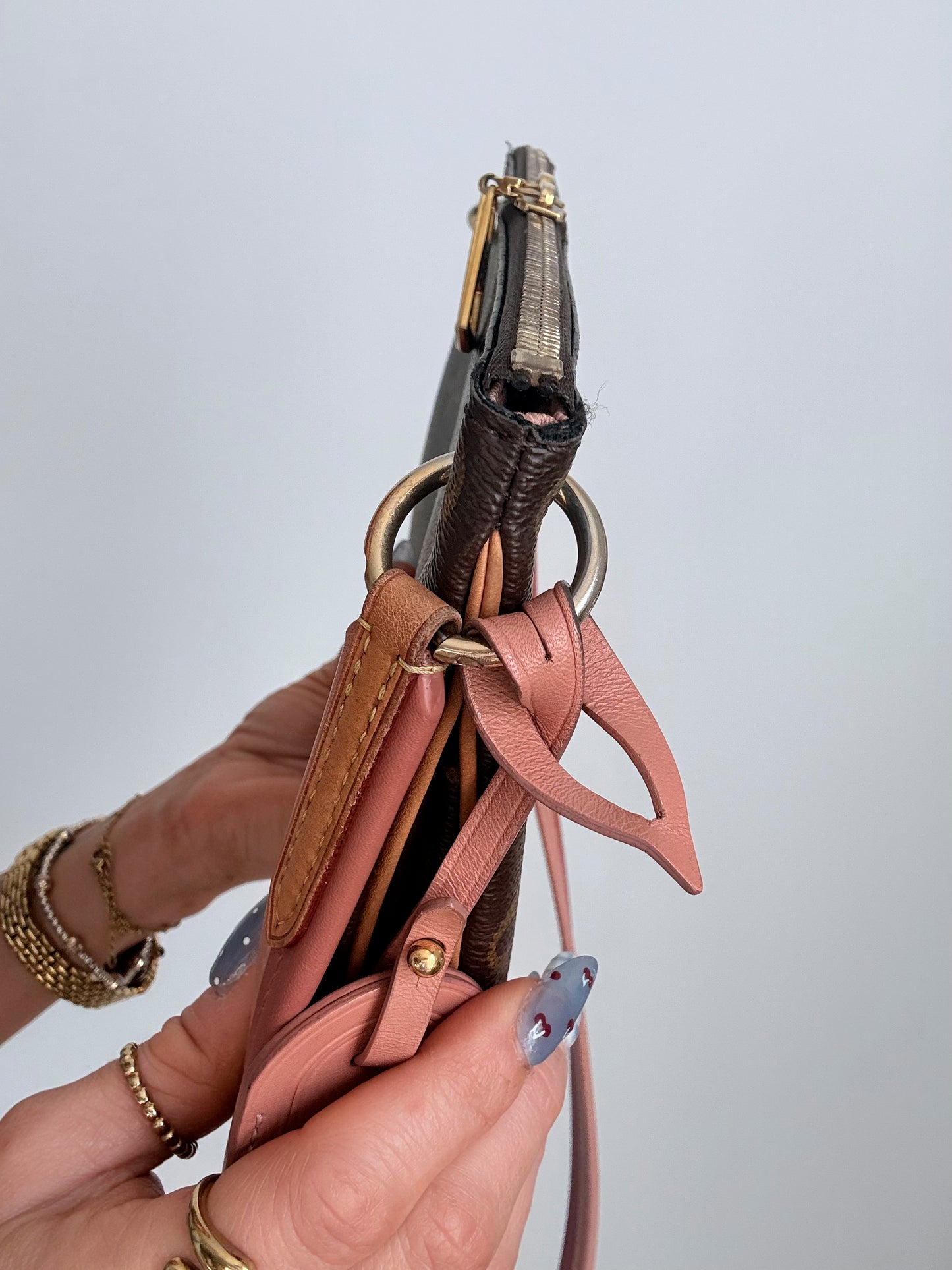 Louis Vuitton Monogram Lorette Vieux Rose