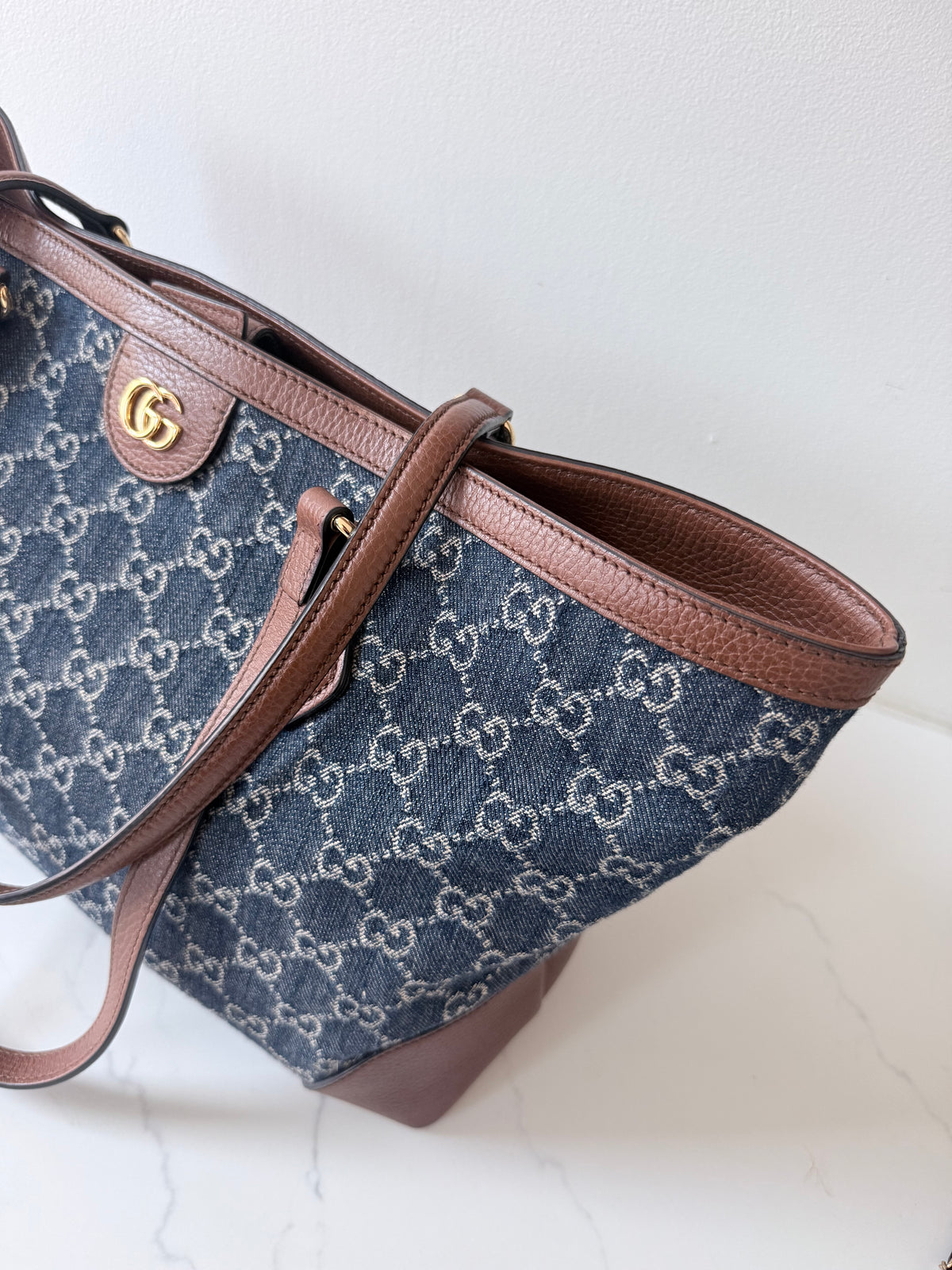 GUCCI New Denim GG Monogram Medium Ophidia Shopping Tote Blue