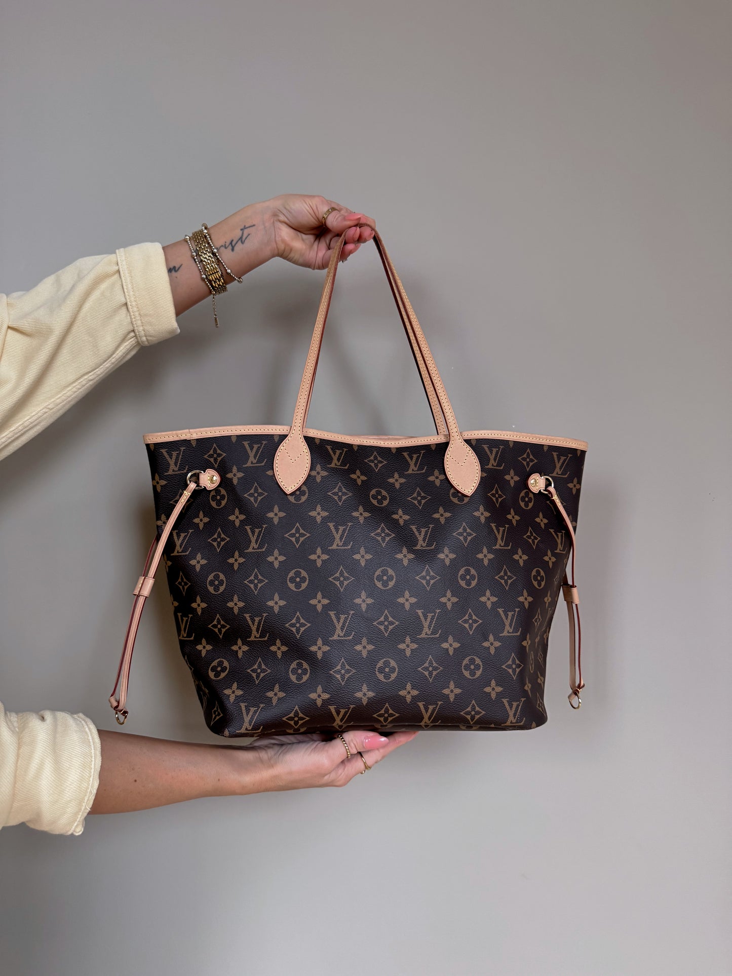 Louis Vuitton Neverfull Monogram MM