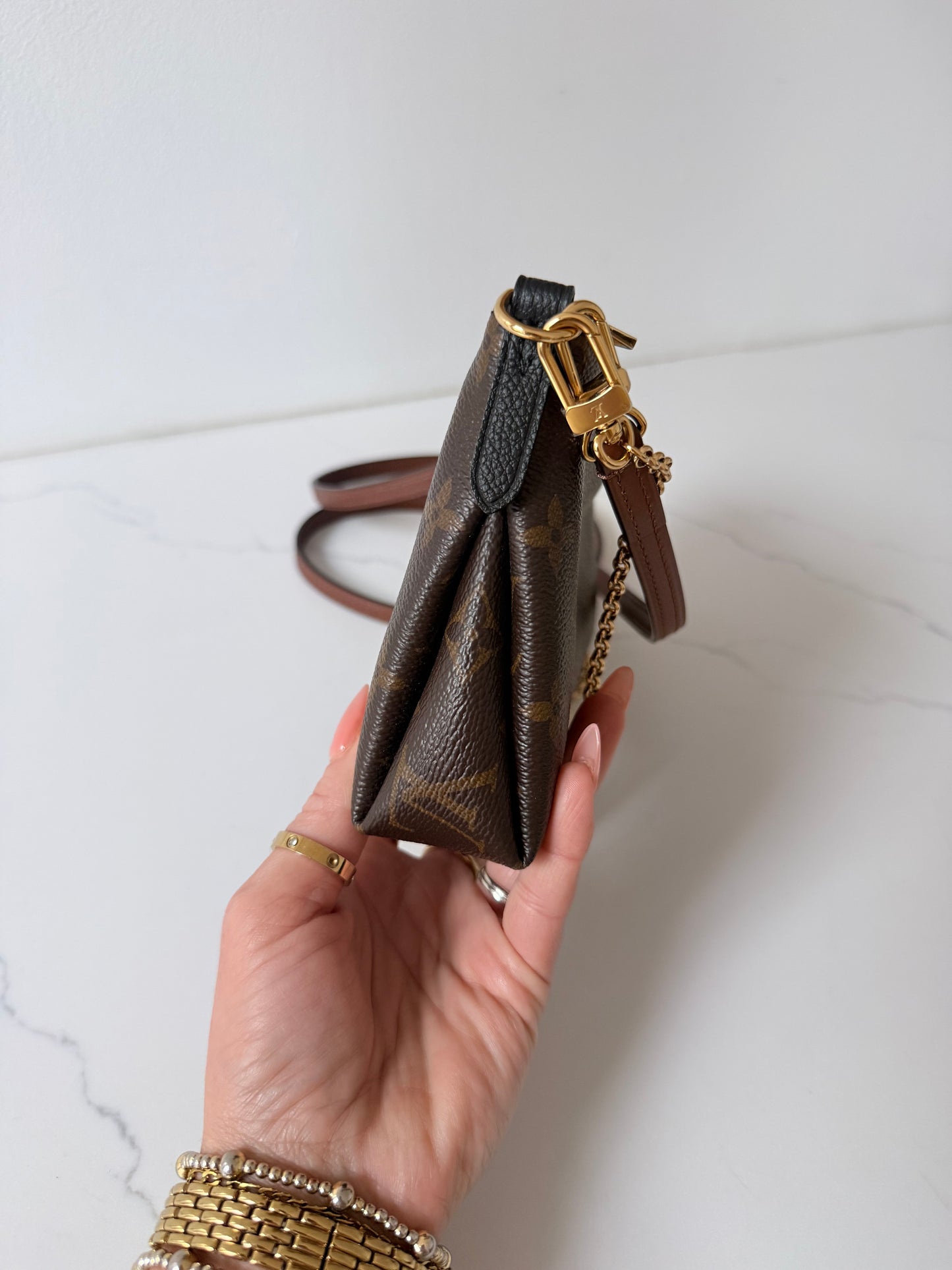 Louis Vuitton Pallas Crossbody Monogram
