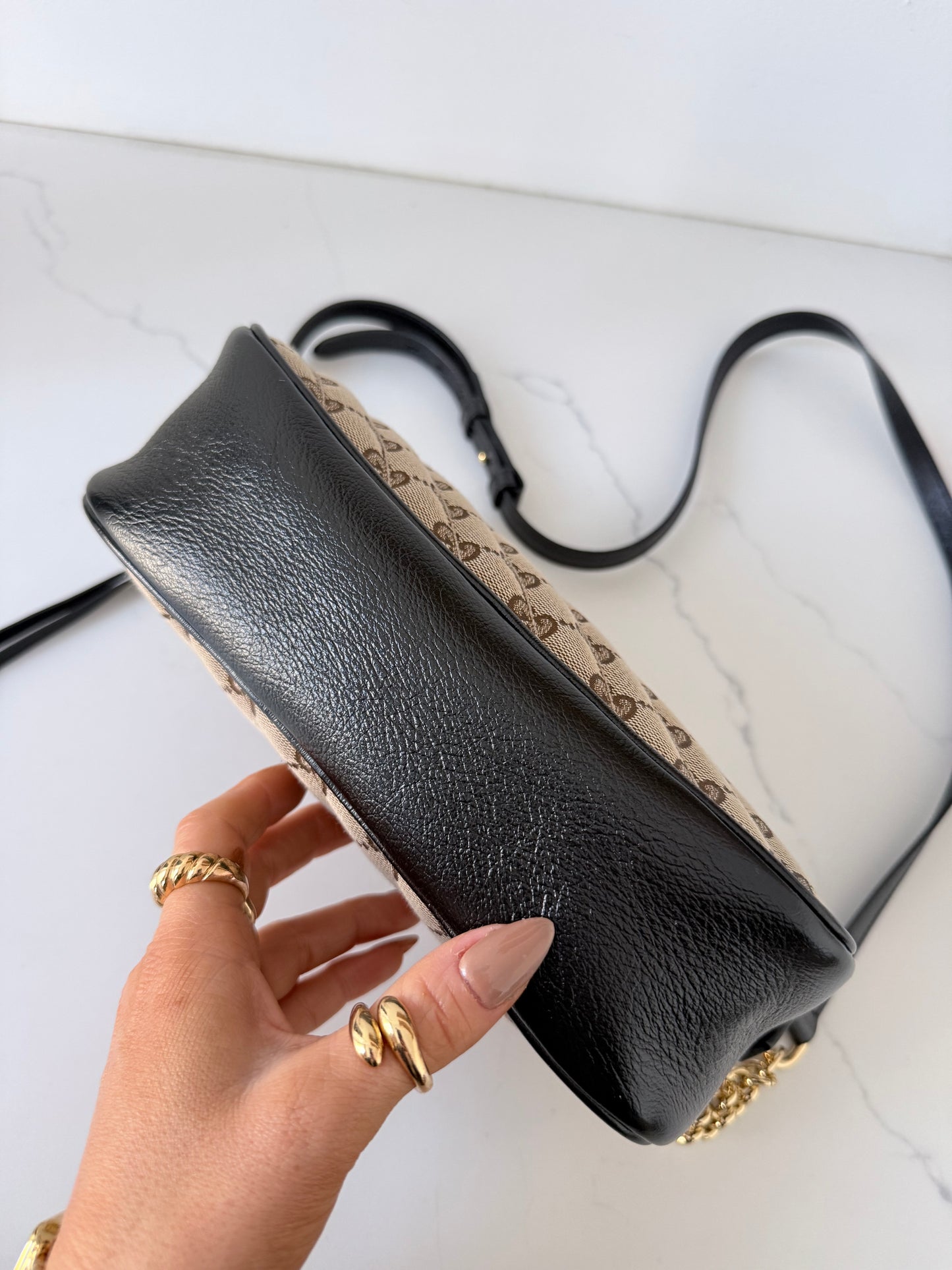 GUCCI GG Monogram Marmont Chain Shoulder Bag