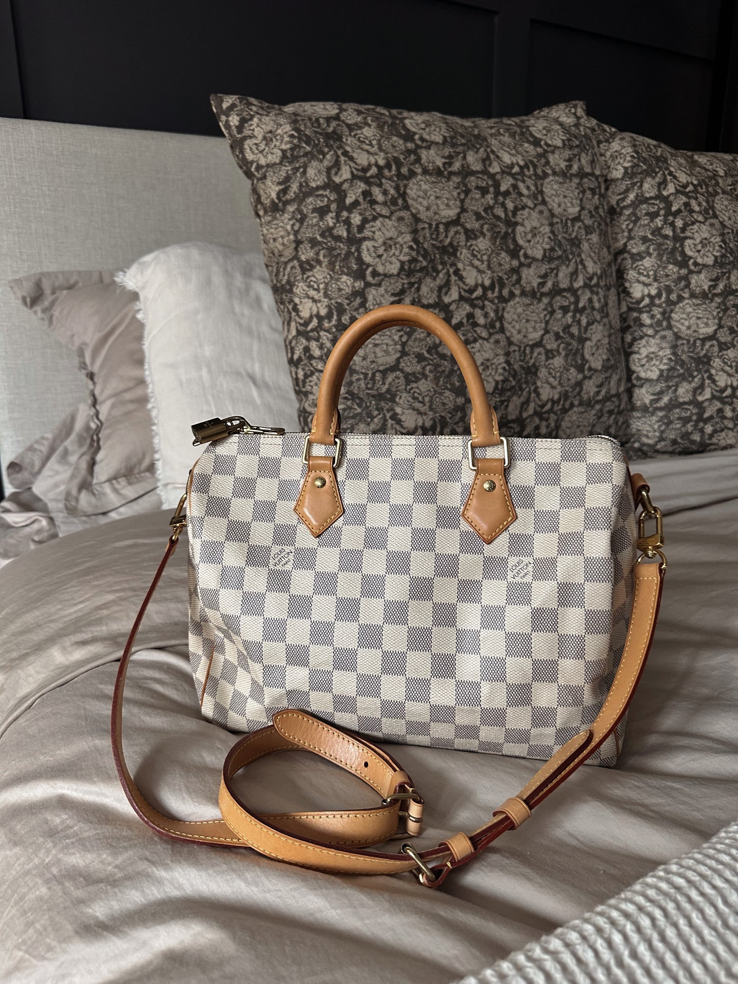 Louis Vuitton Speedy 30