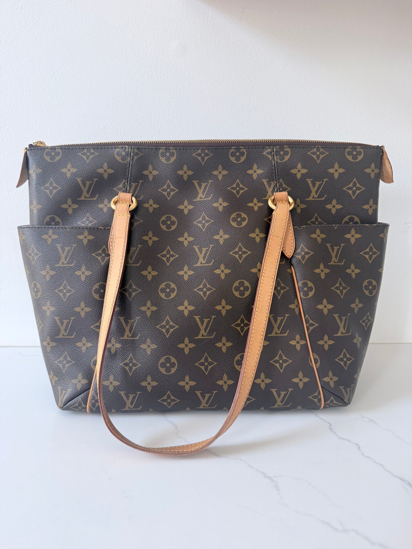 Louis Vuitton Monogram Totally MM