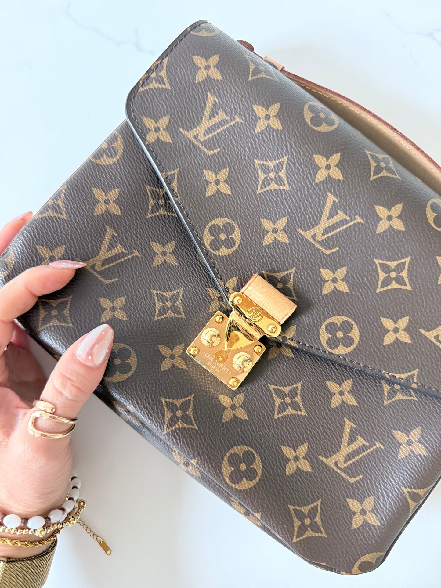 Louis Vuitton Pochette Métis Monogram