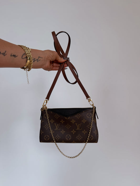 Louis Vuitton Pallas Crossbody Monogram