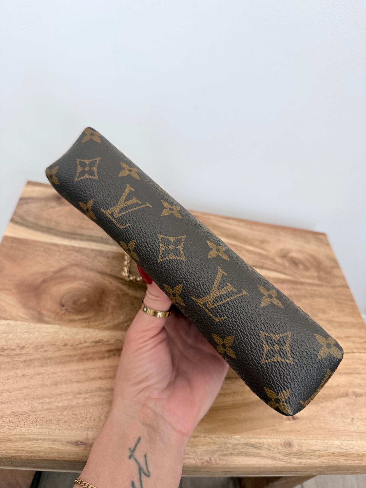 Louis Vuitton Pallas Crossbody Monogram