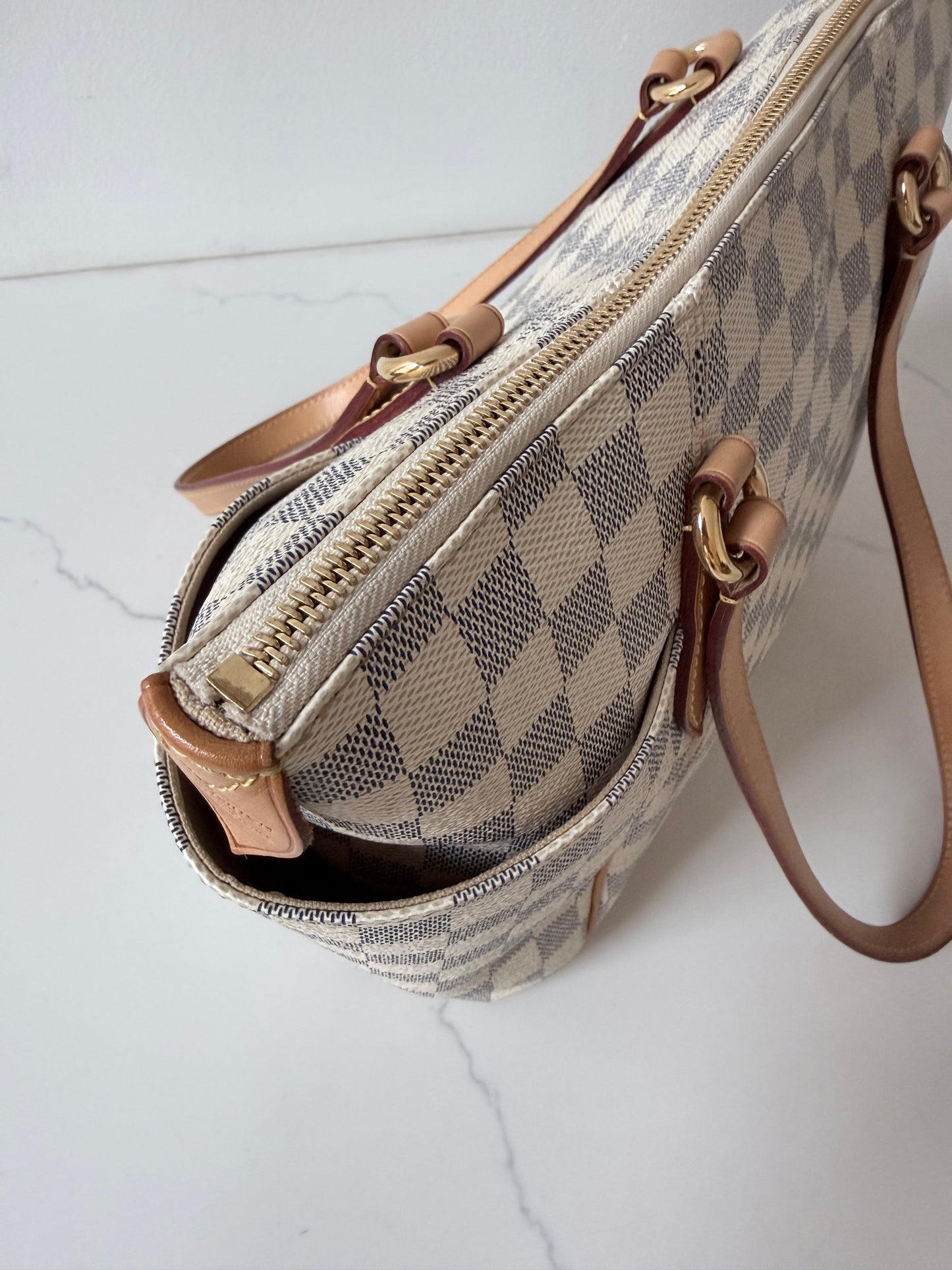 Louis Vuitton Azur Totally PM