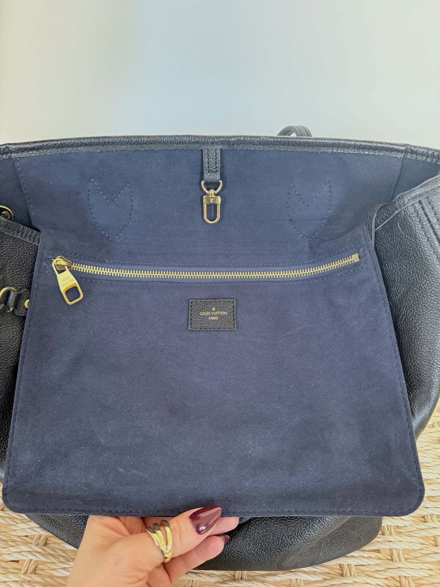 Louis Vuitton Neverfull Monogram Empreinte Leather MM