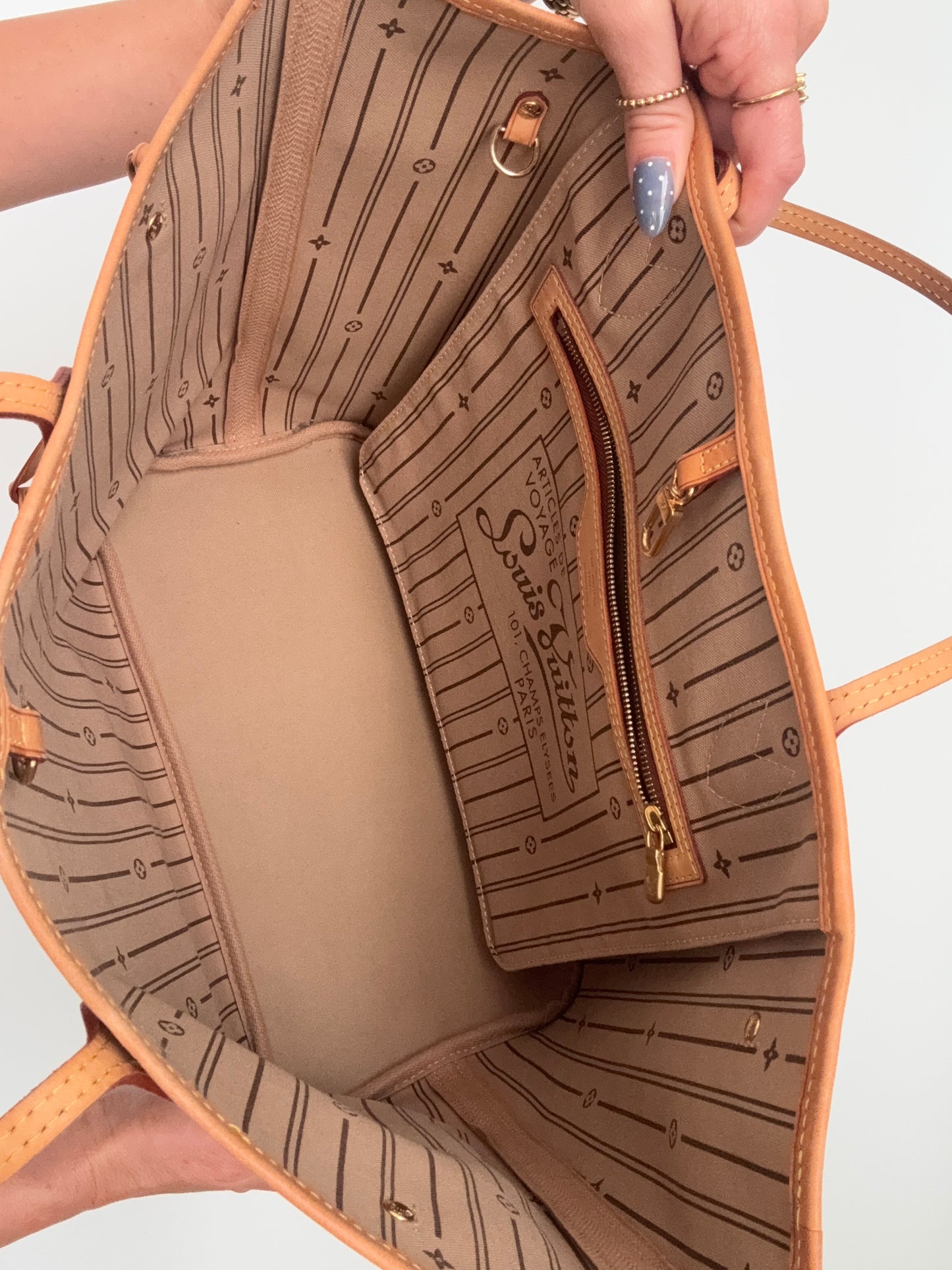Louis Vuitton Neverfull MM Monogram