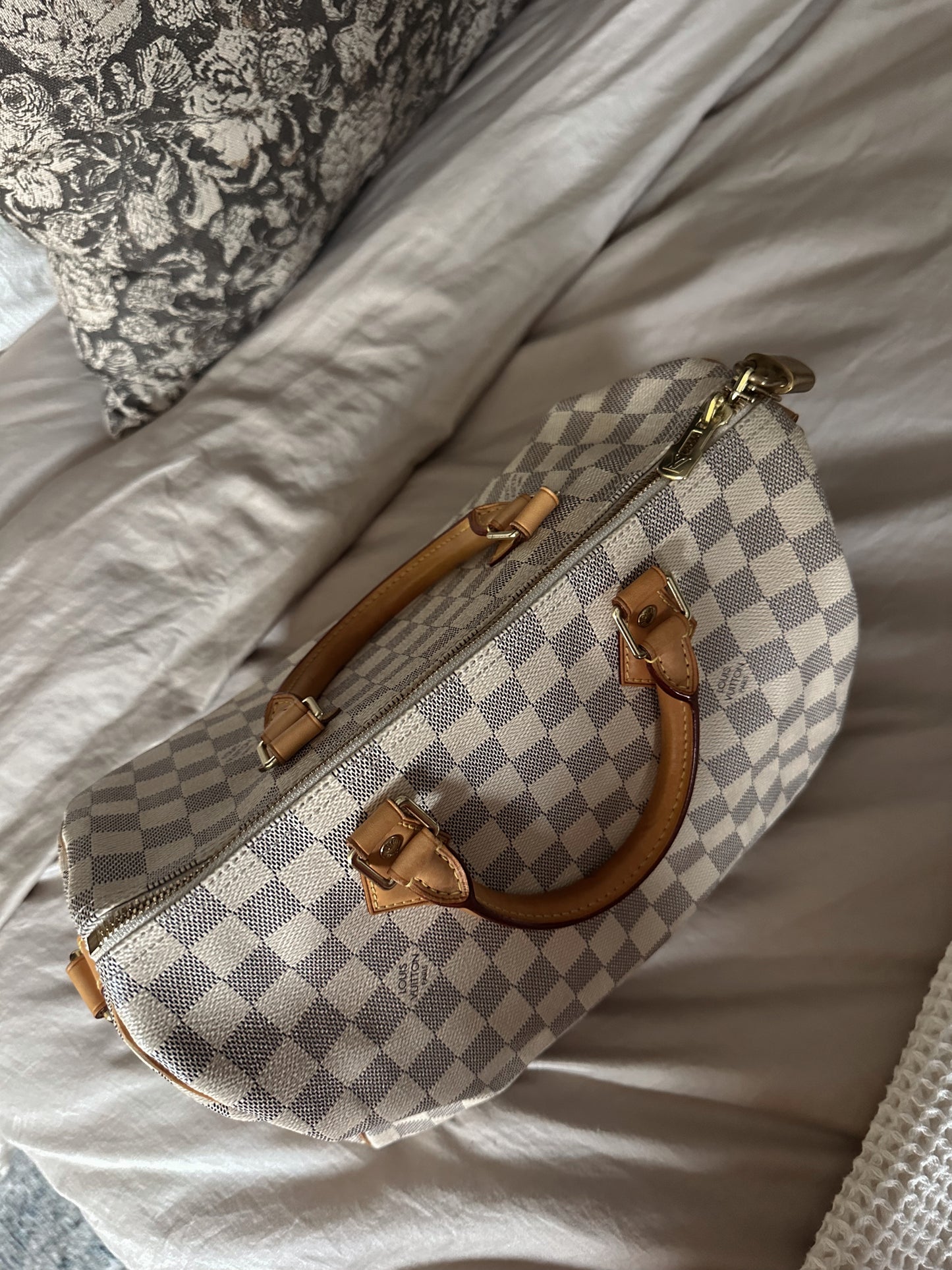 Louis Vuitton Speedy 30