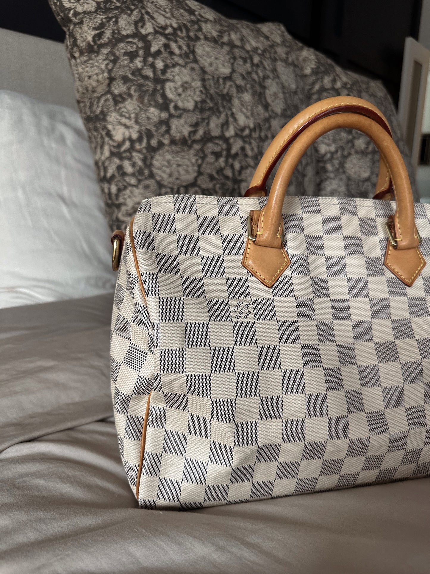 Louis Vuitton Speedy 30