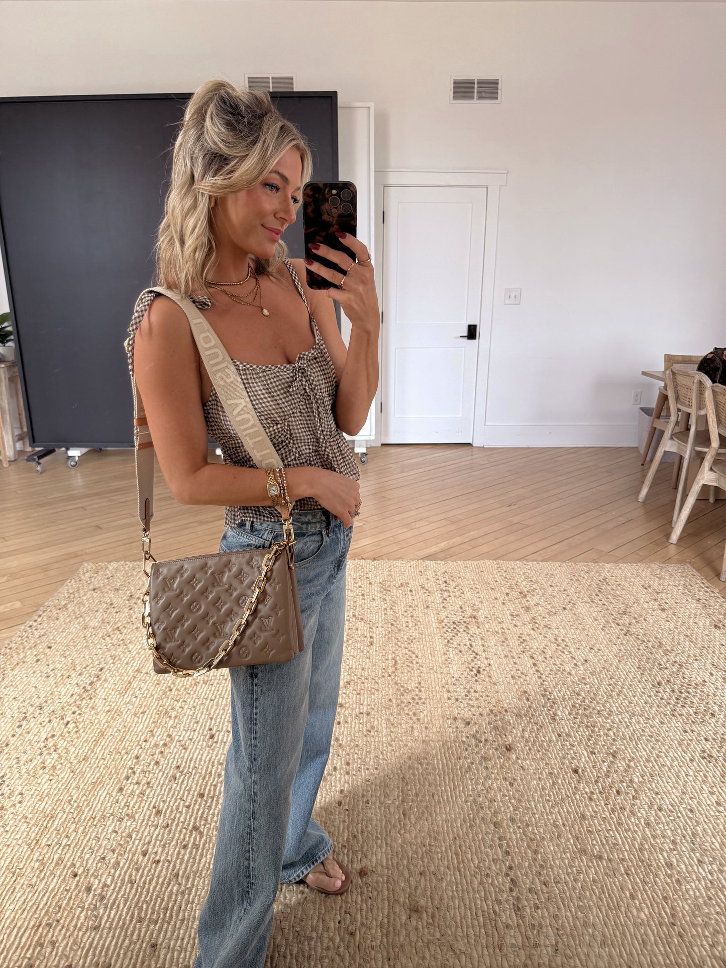 Louis Vuitton Coussin MM Taupe