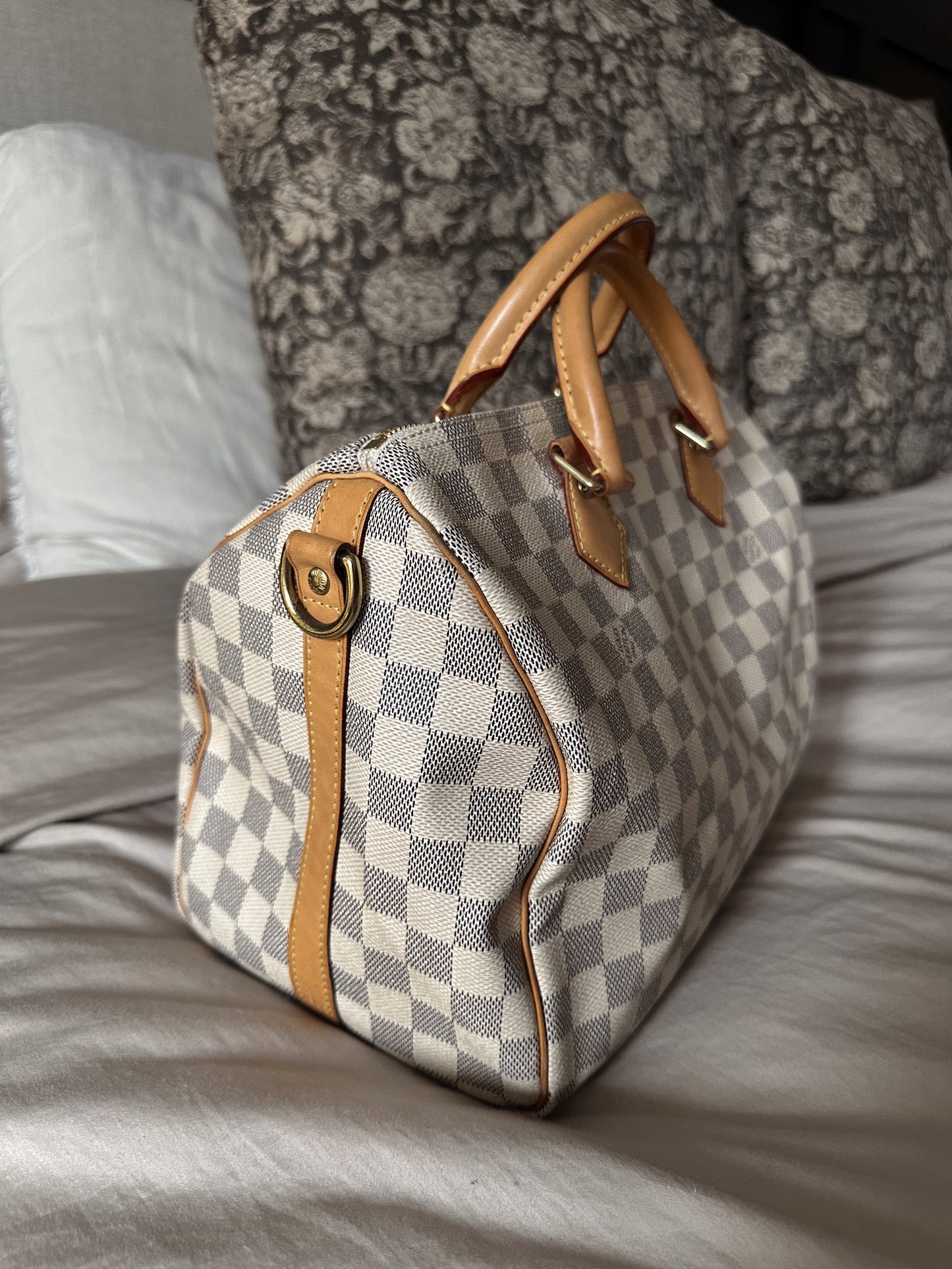 Louis Vuitton Speedy 30