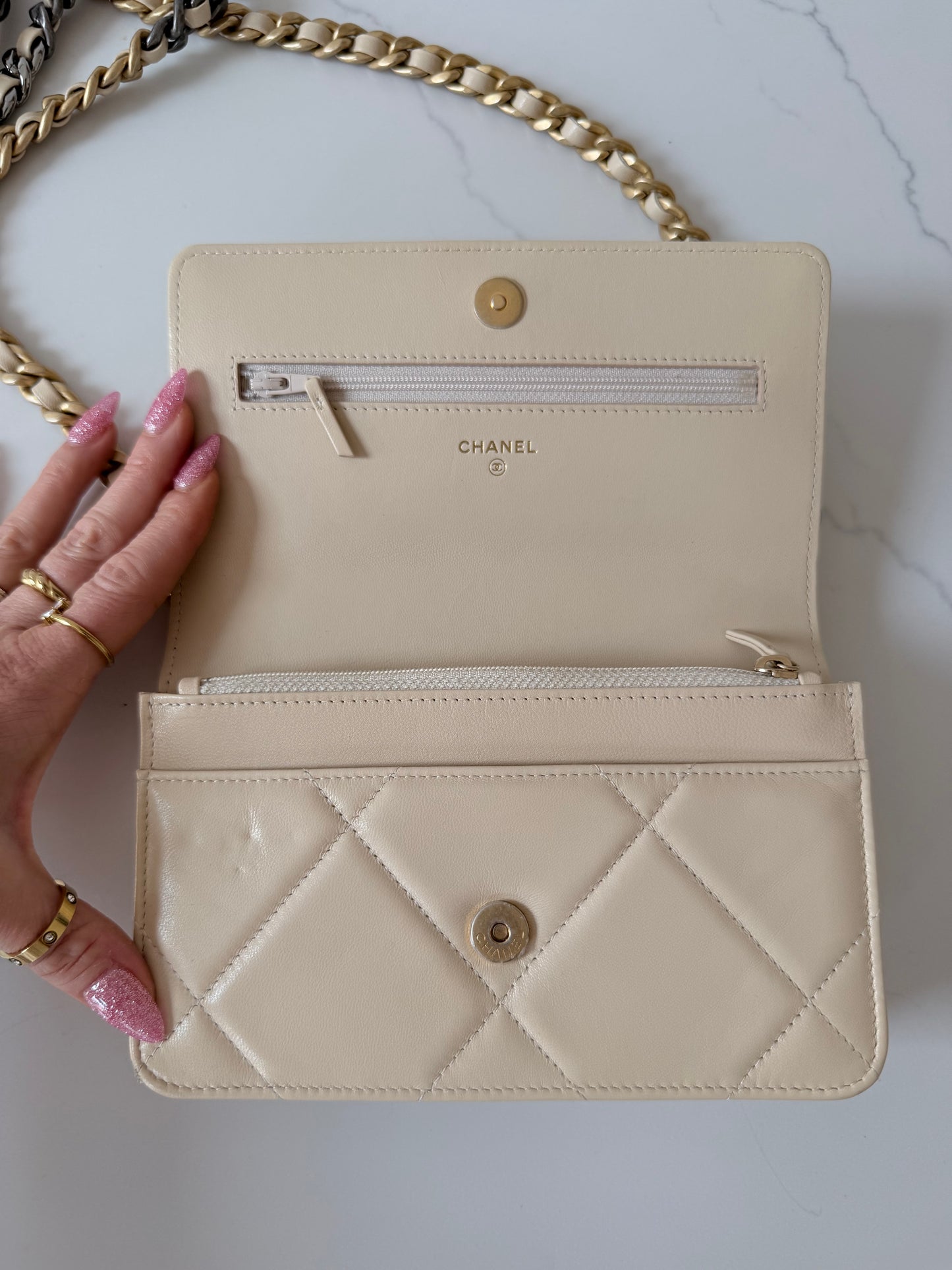 Quilted Chanel 19 Wallet On Chain Light Beige