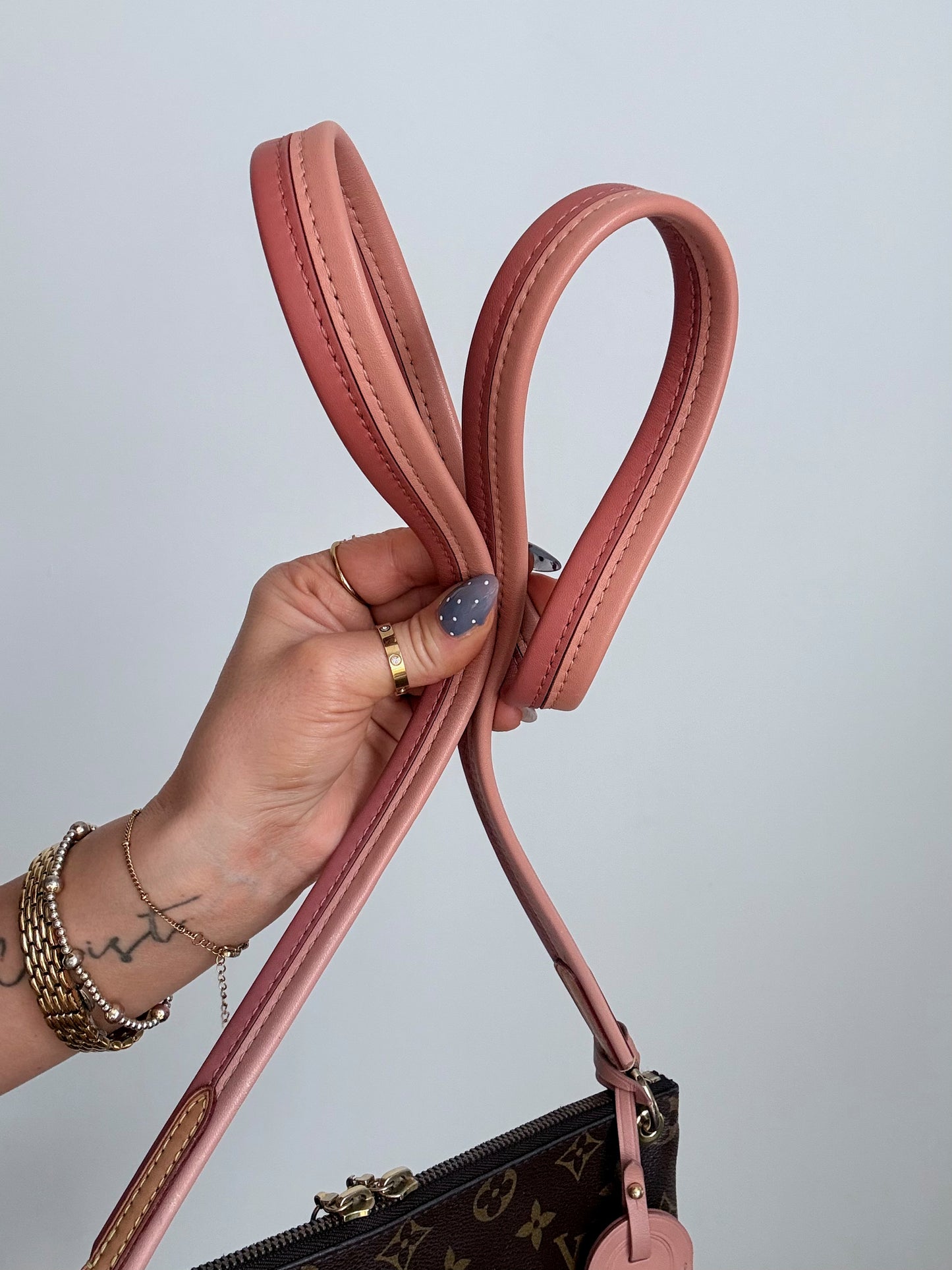 Louis Vuitton Monogram Lorette Vieux Rose