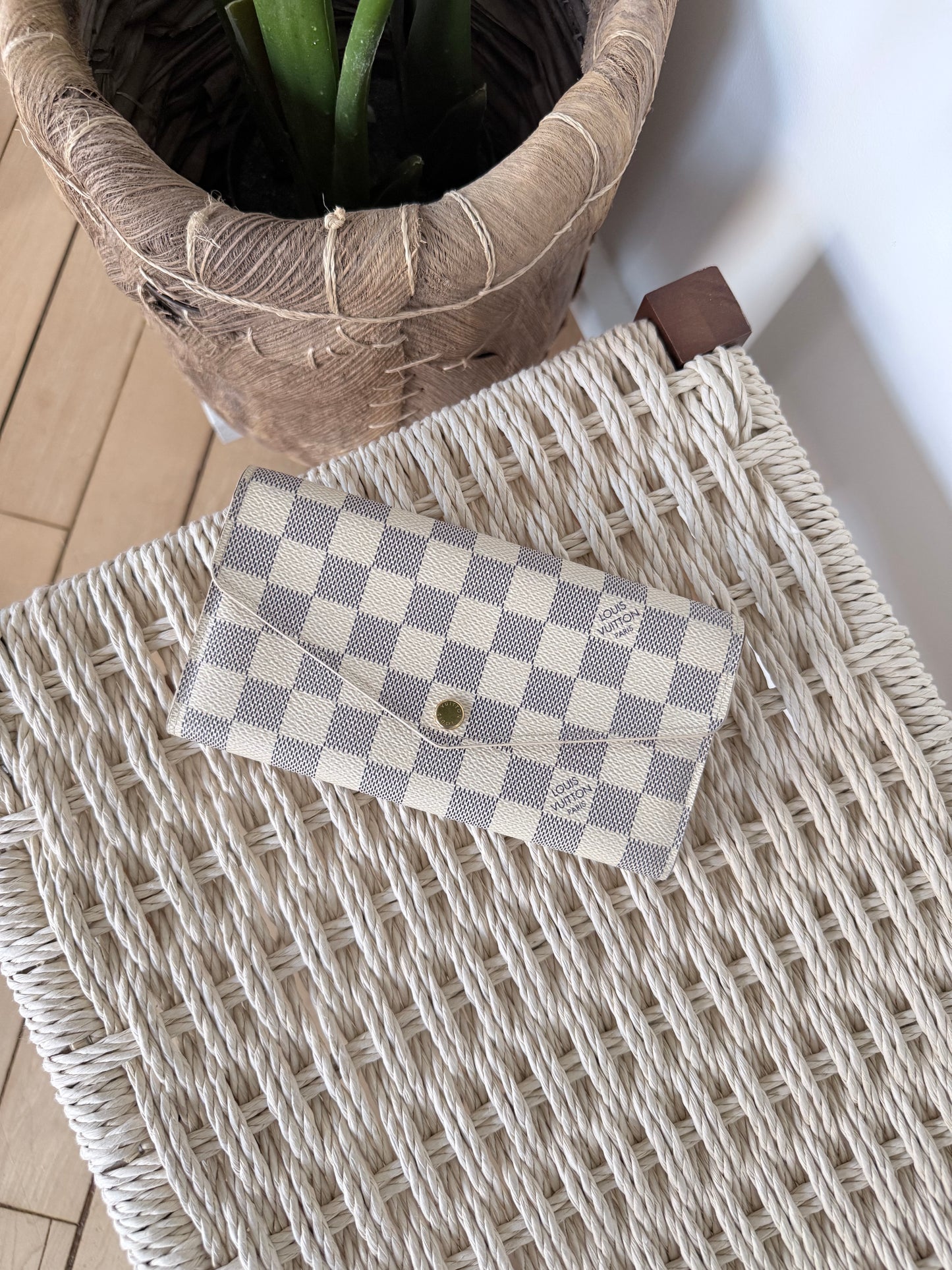 Louis Vuitton Sarah Wallet Damier Azur