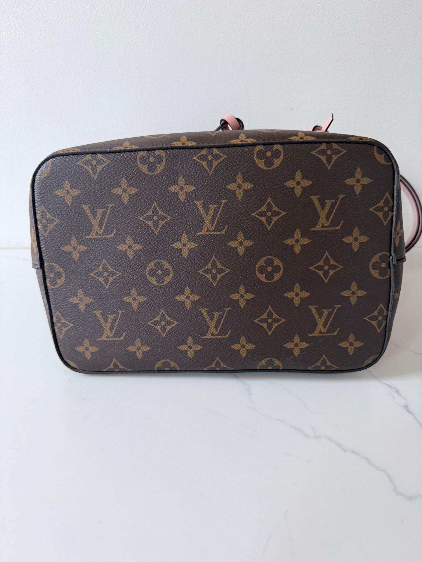 Louis Vuitton NeoNoe Monogram Pink