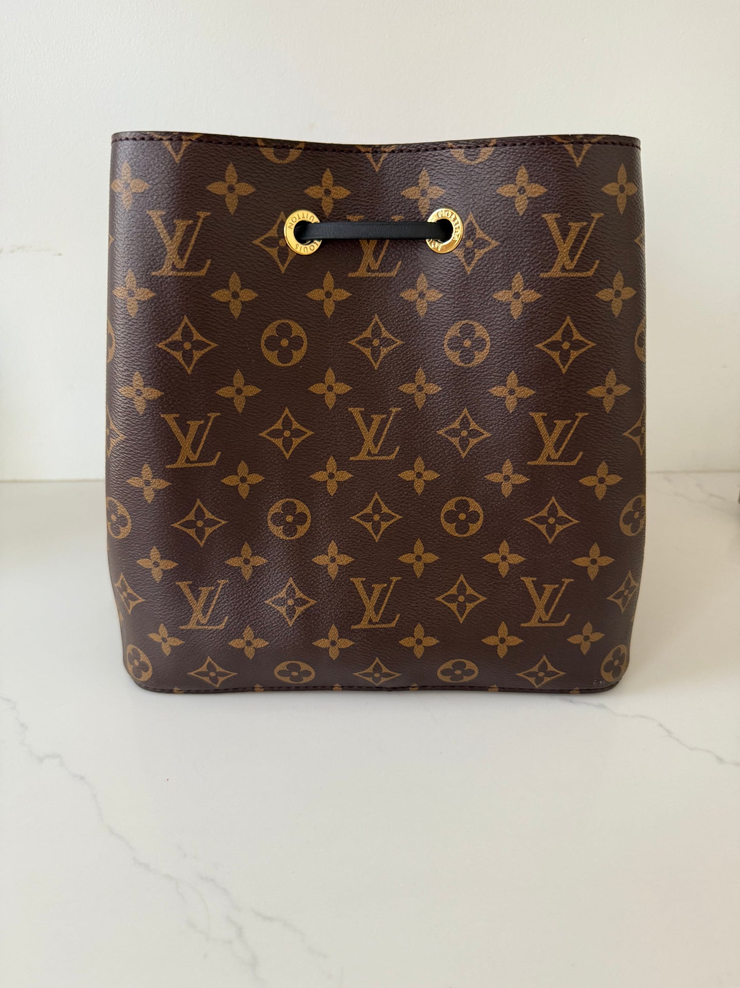 Louis Vuitton NeoNoe Monogram MM Black