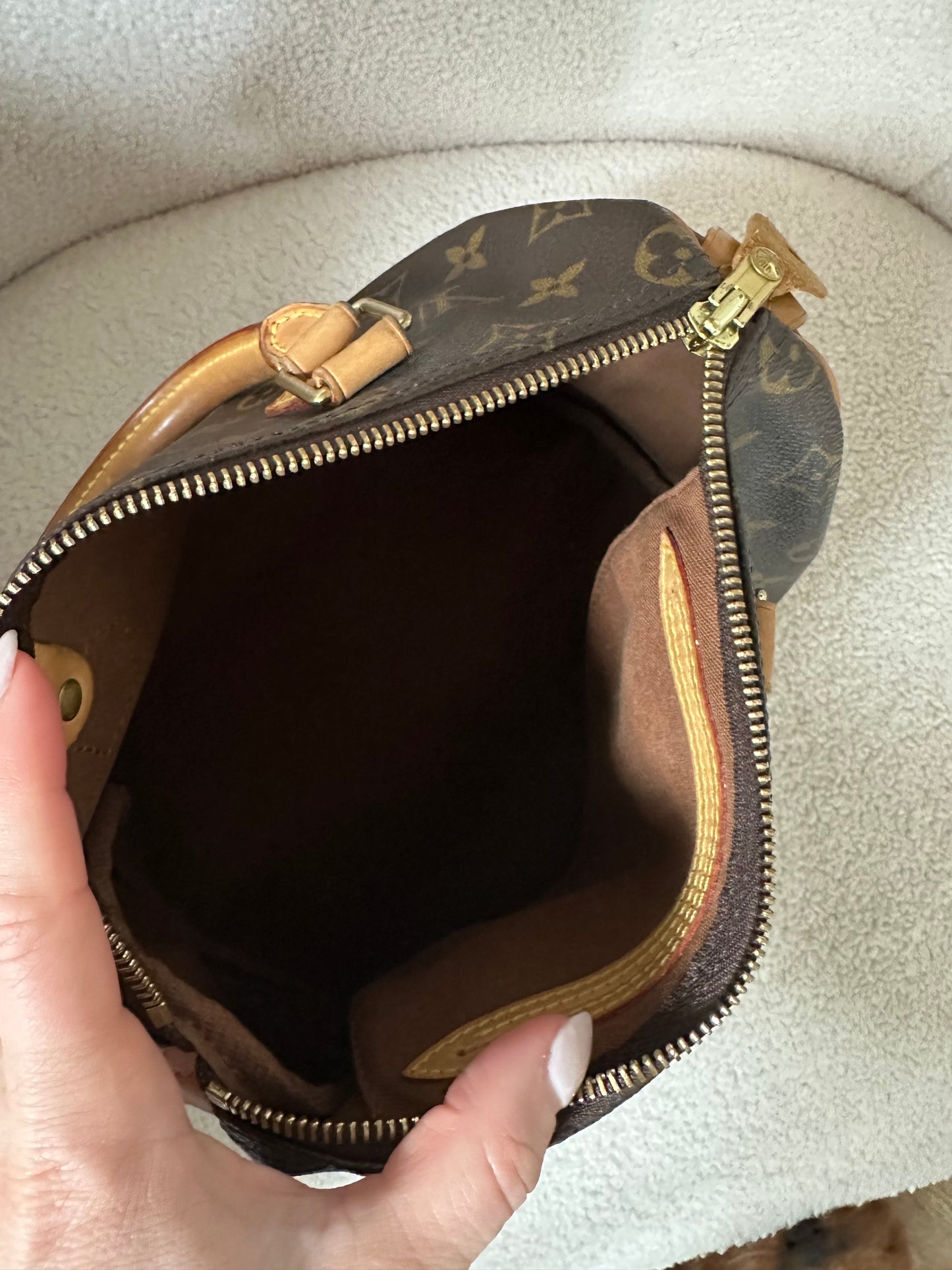 Louis Vuitton Speedy 25 Monogram