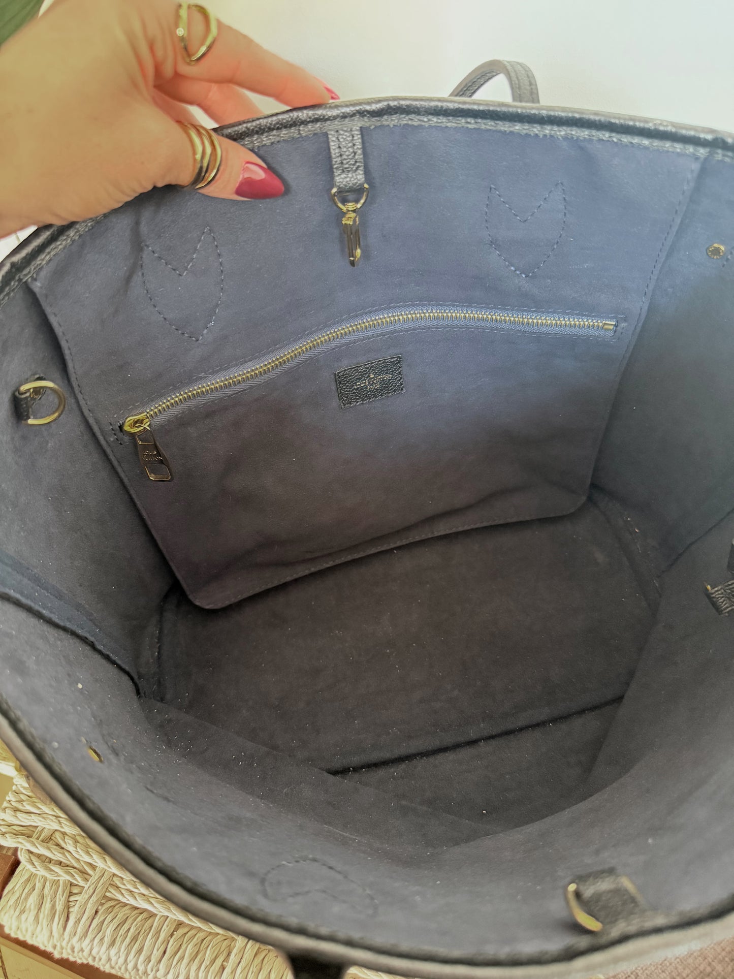 Louis Vuitton Neverfull Monogram Empreinte Leather MM
