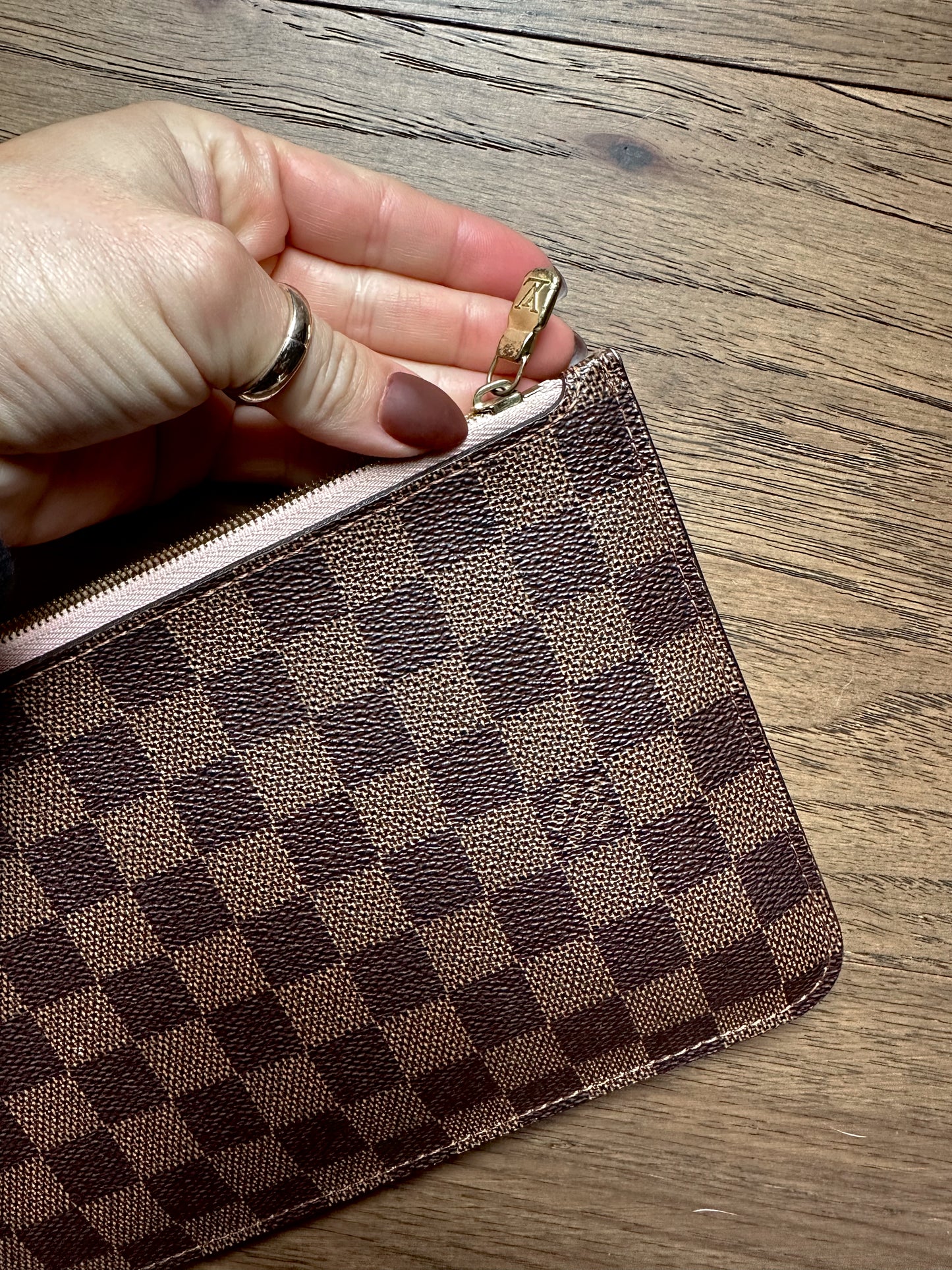 Louis Vuitton Neverfull Wristlet Ebene