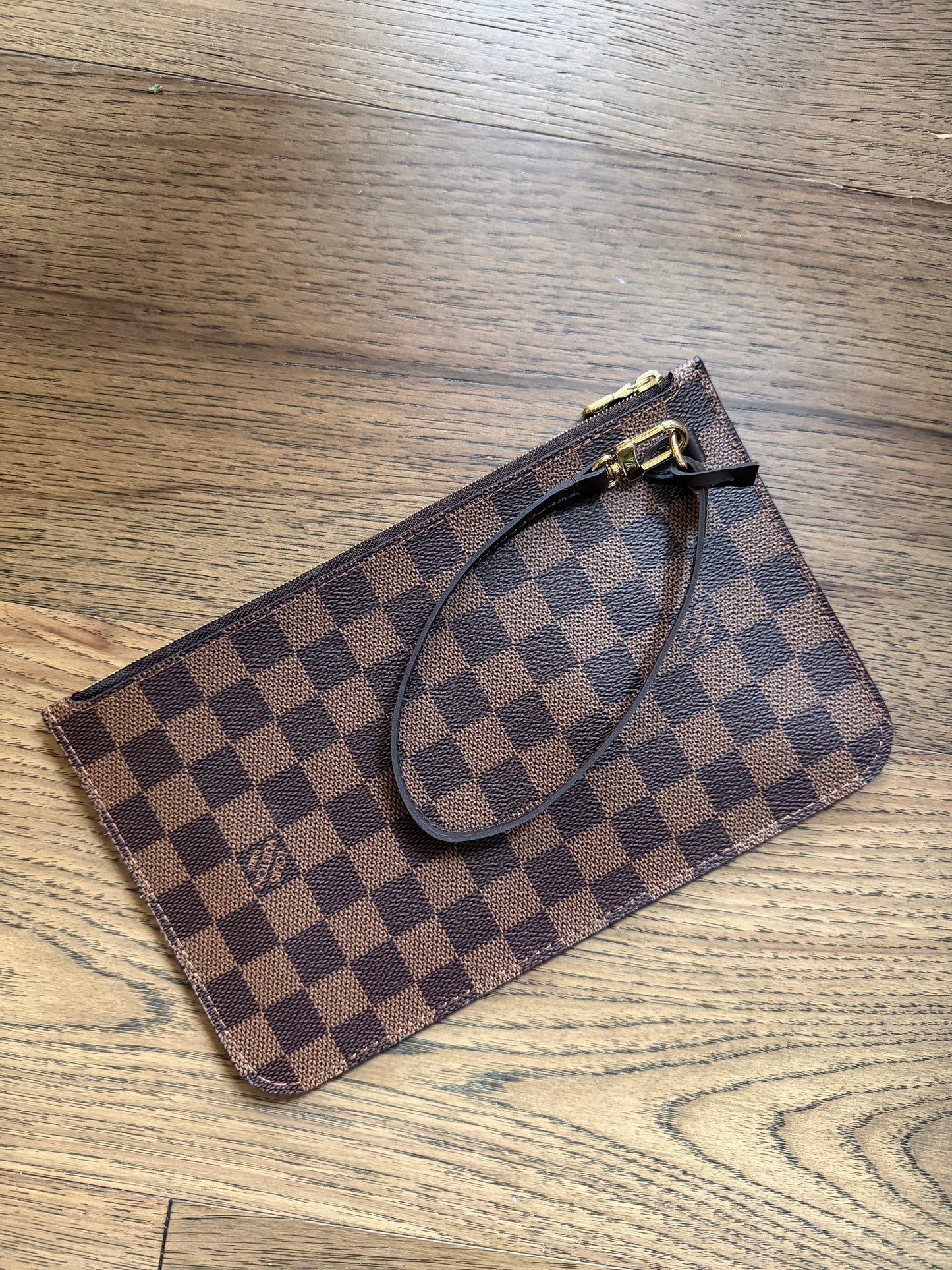 Louis Vuitton Damier Ebene Wristlet