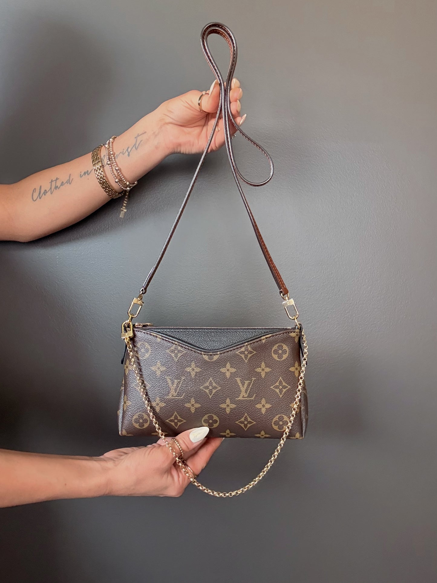 Louis Vuitton Pallas Crossbody Monogram