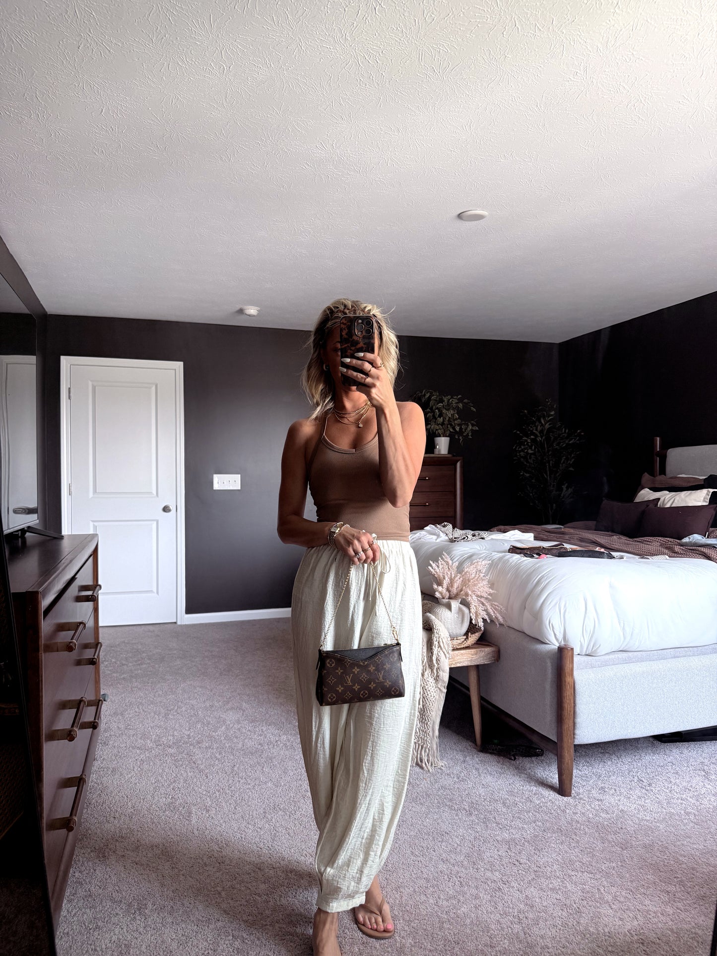 Louis Vuitton Pallas Crossbody Monogram