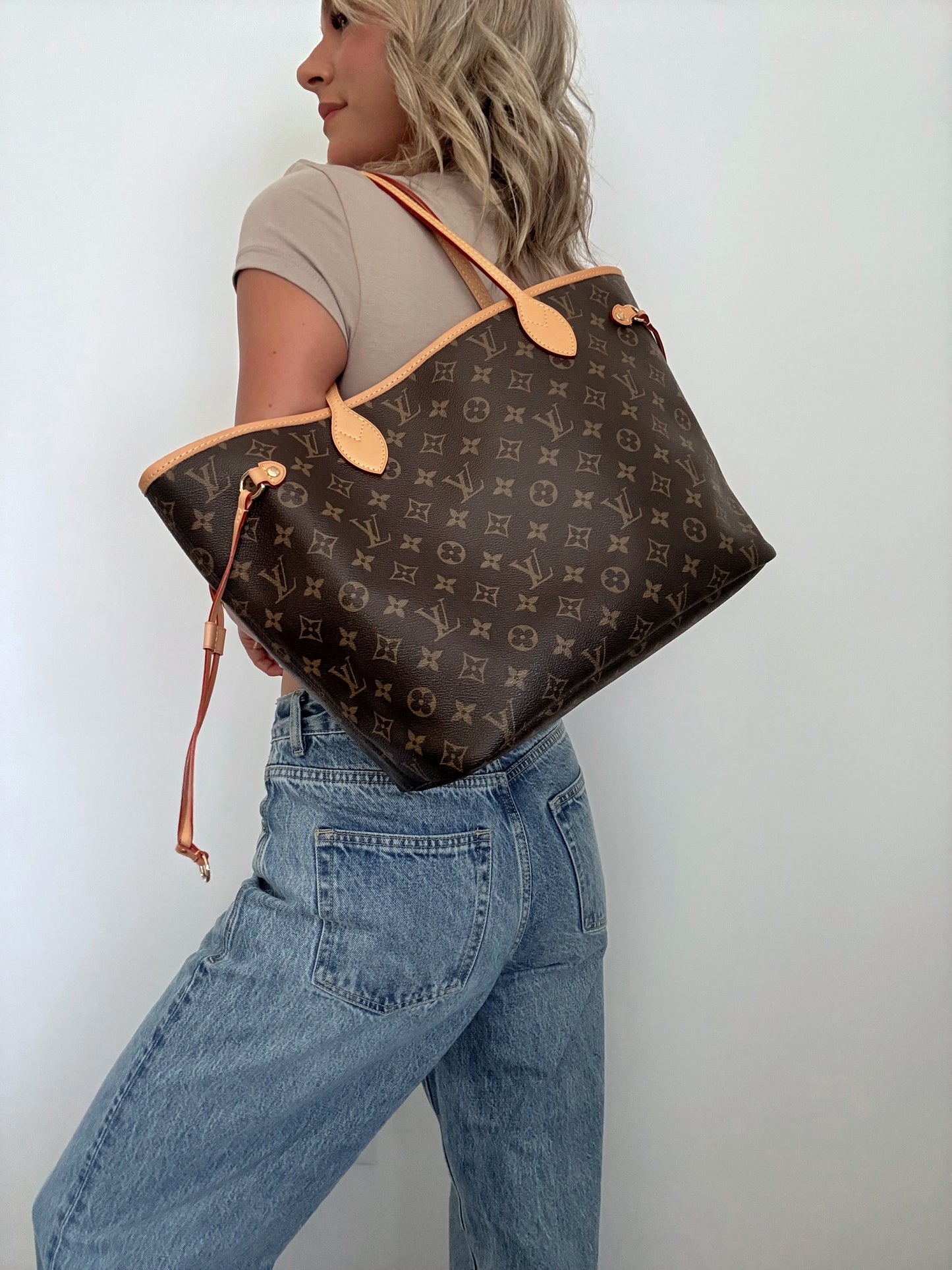 Louis Vuitton Neverfull Monogram MM