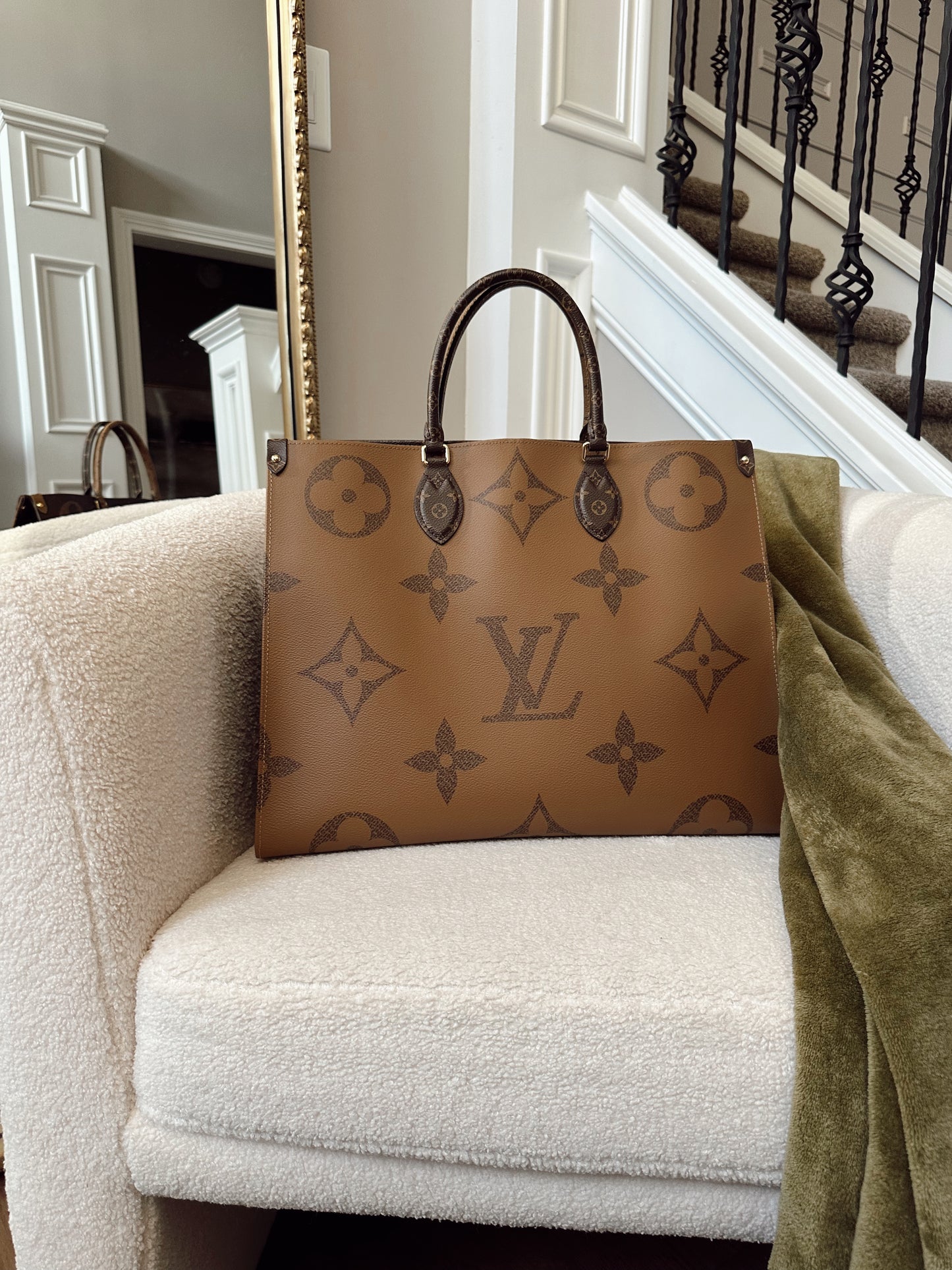 Louis Vuitton On The Go Tote GM